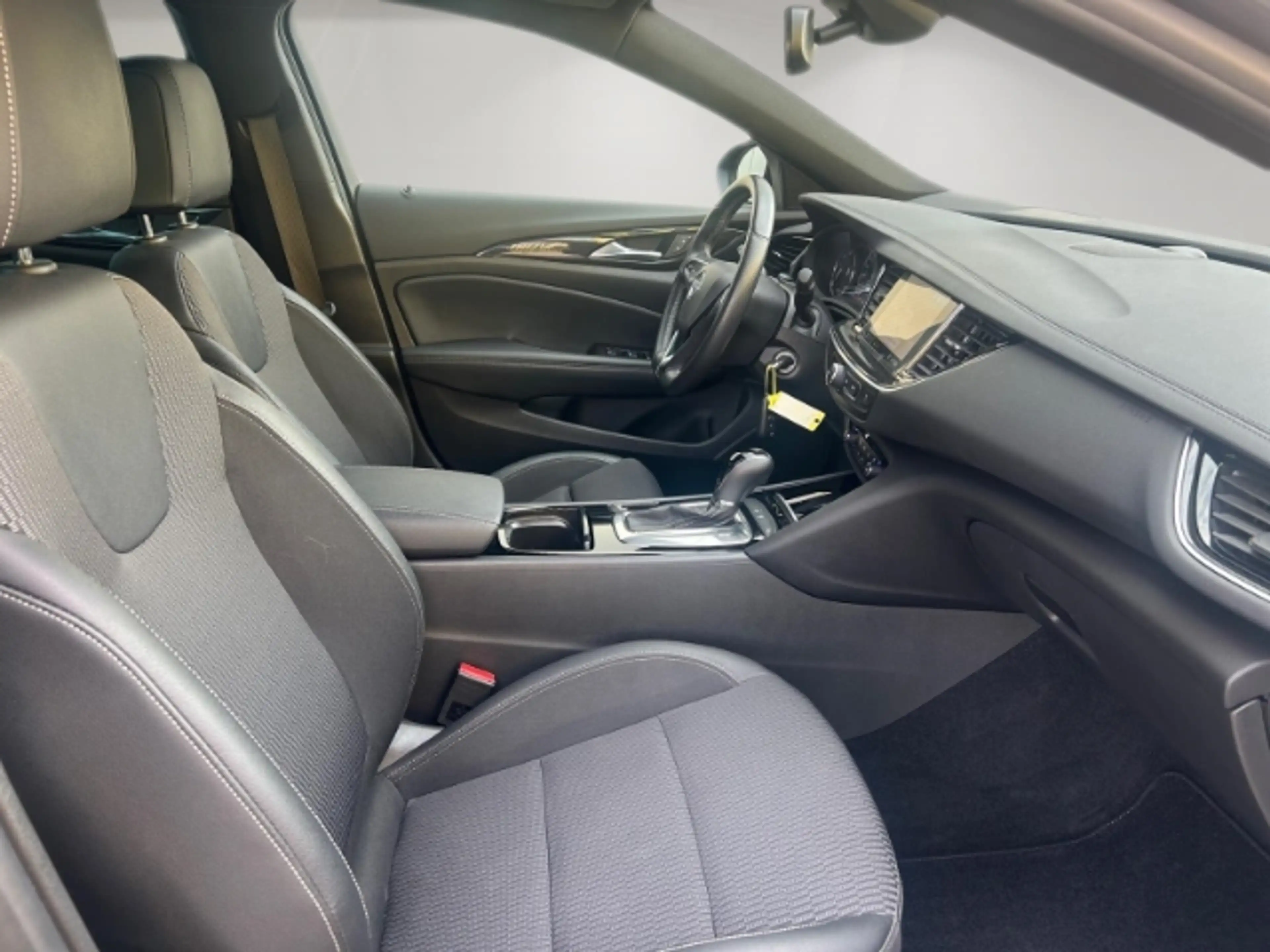 Opel Insignia ST Elegance 2,0 CDTi Automatik/Navi/AHK/Lenkrad/si — photo 14