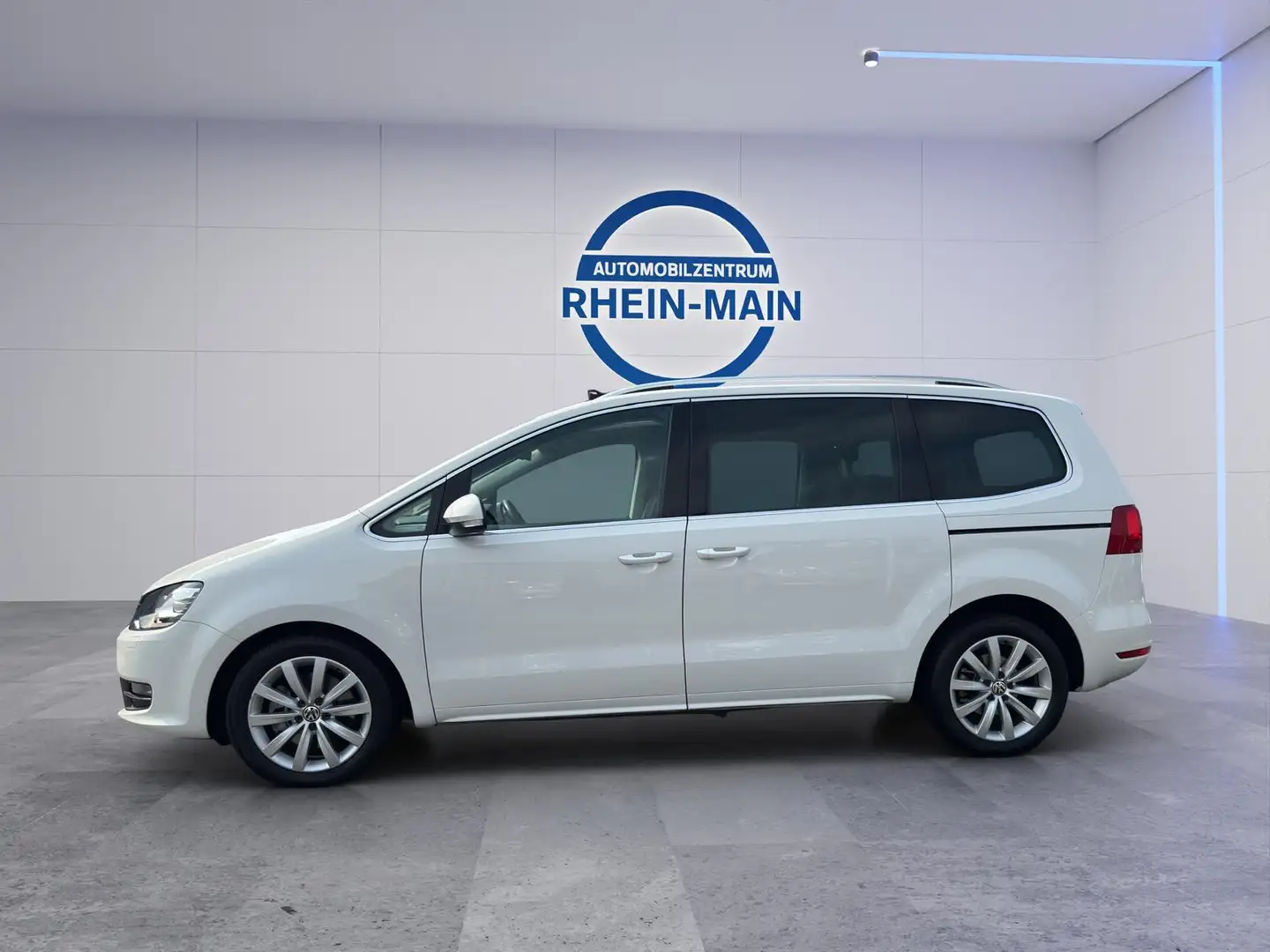 Volkswagen Sharan Highline BMT 4Motion AHK/LED/PANO/NAVI/KAM Weiß - 2