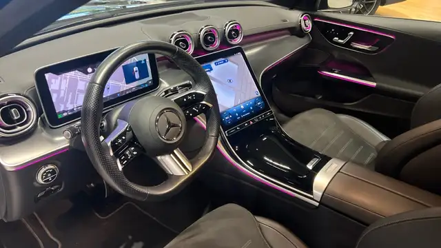 Mercedes-Benz C-Class view 6