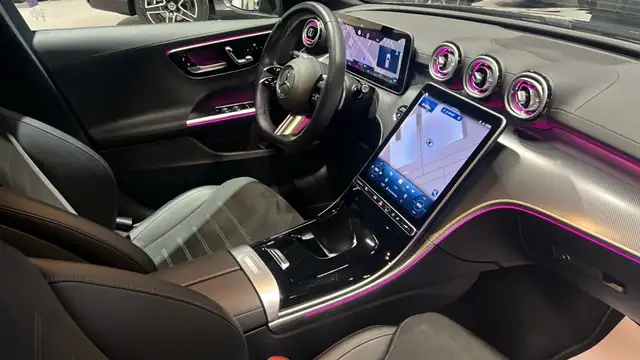 Mercedes-Benz C-Class view 10