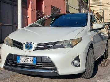 Auris Touring Sport 1.8 hybrid Lounge