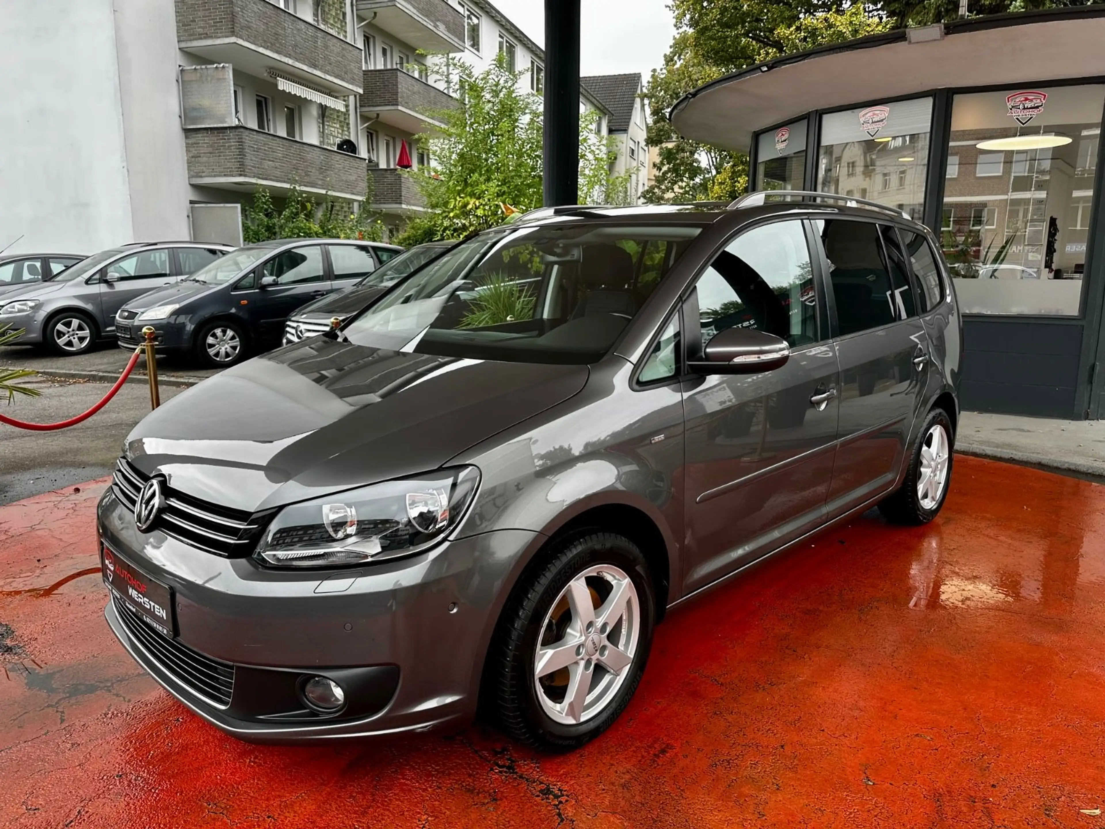 Volkswagen Touran Cup | Volles Scheckheft | AHK — photo 9