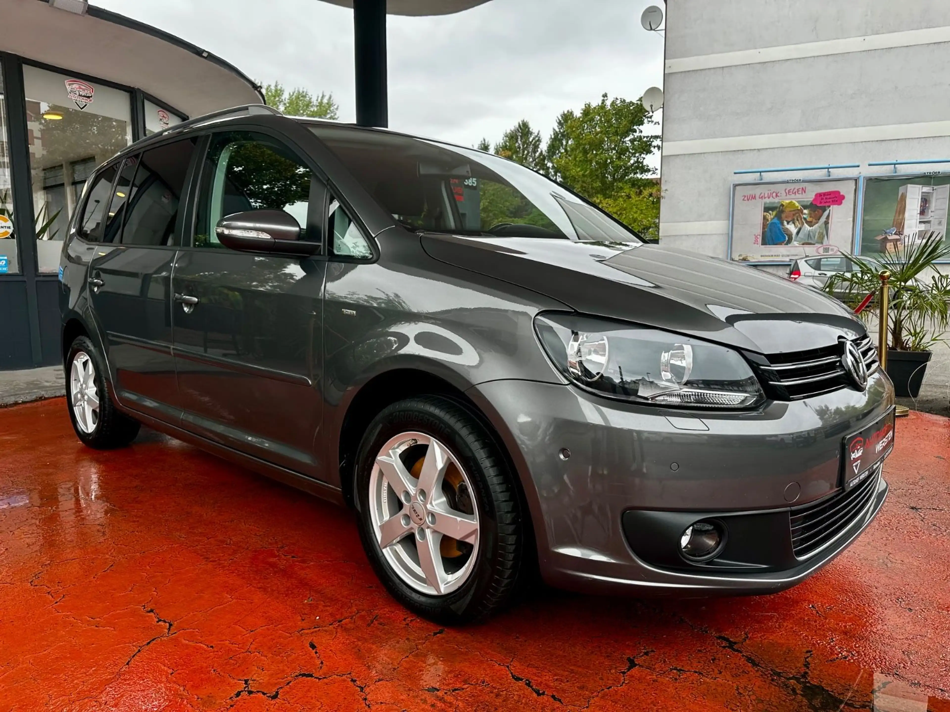 Volkswagen Touran Cup | Volles Scheckheft | AHK