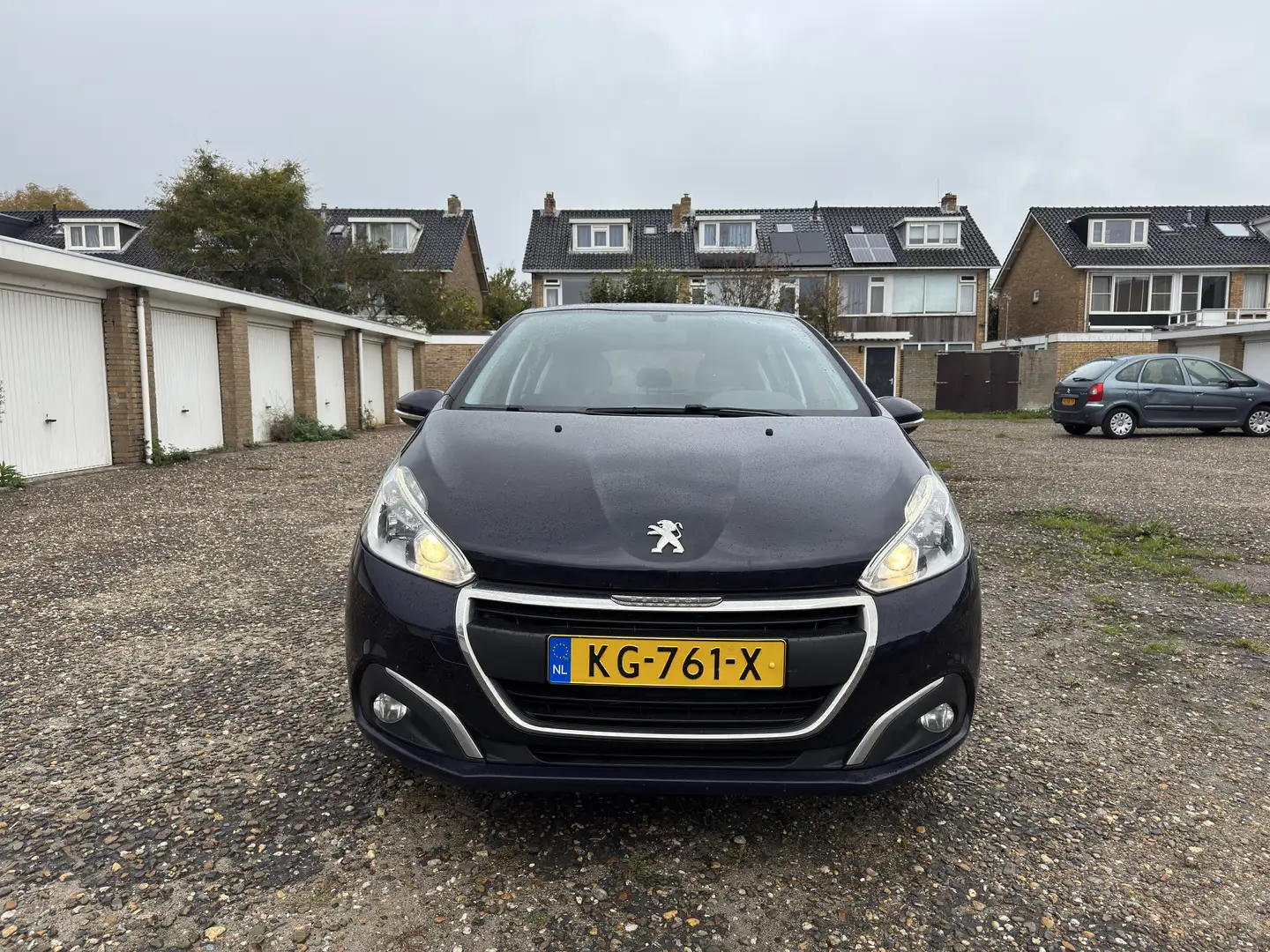 Peugeot 208 1.2 PureT. Blue Lion Blauw - 2
