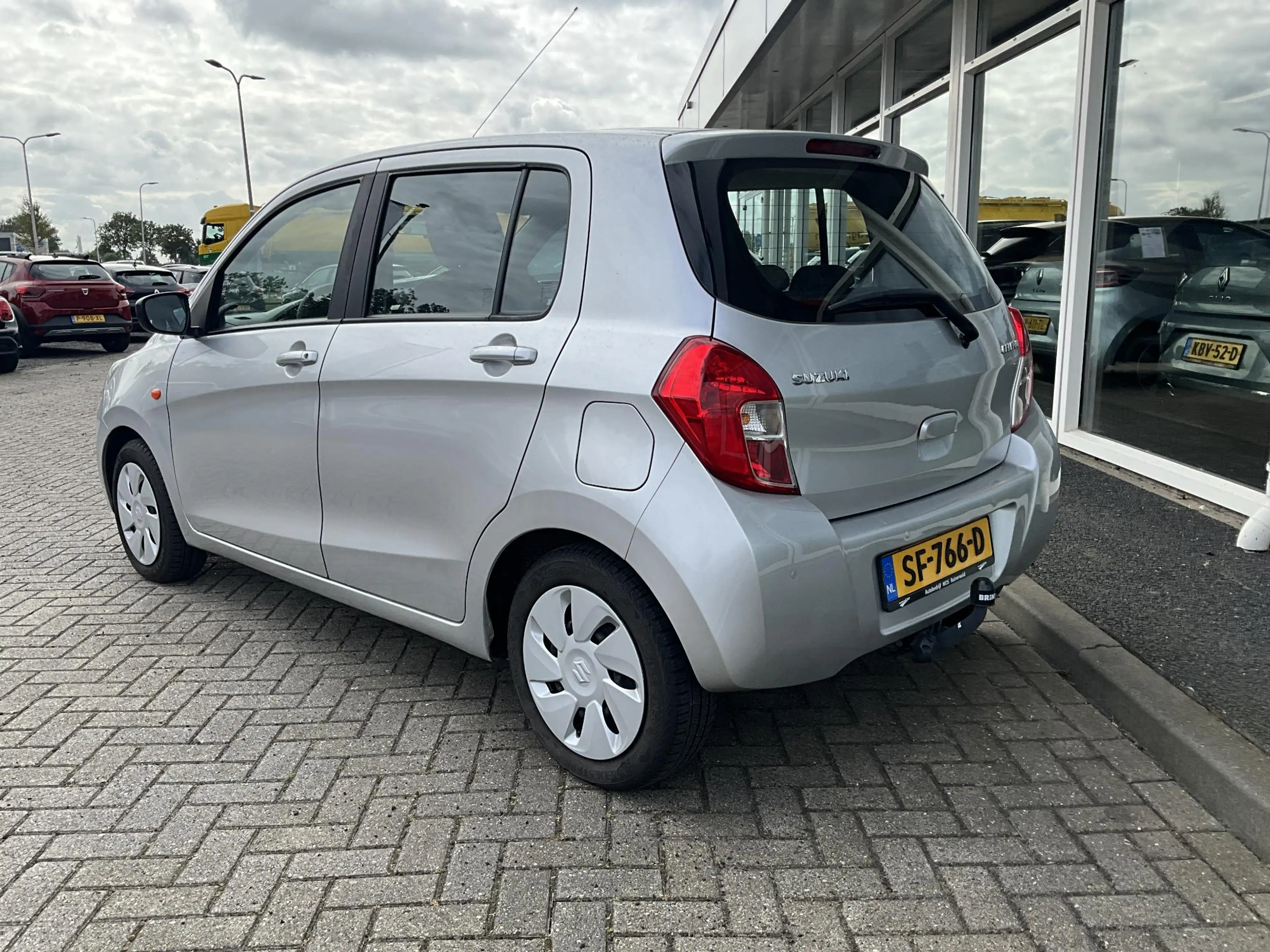 Suzuki Celerio 1.0 Comfort — photo 5