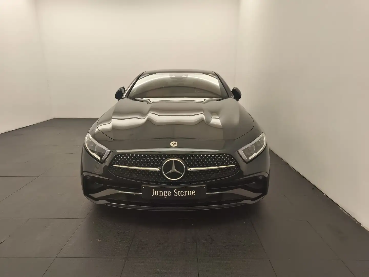 Mercedes-Benz CLS 300 CLS 300 d 4M AMG Airmatic Multibeam Burmester Navi - 2