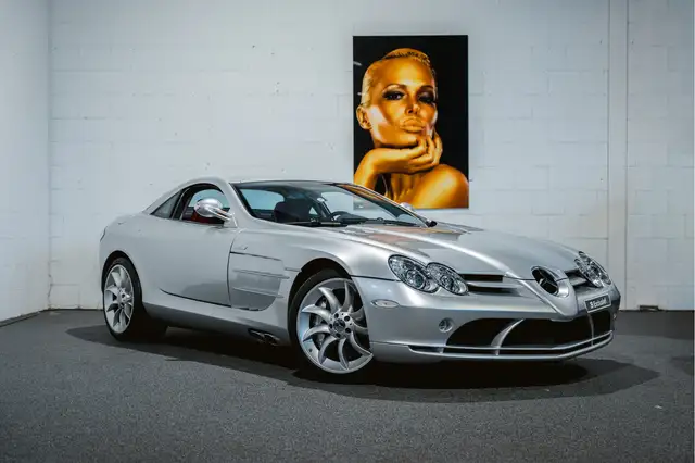 Mercedes-Benz SLR