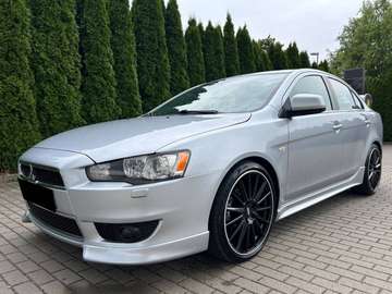 Lancer 1.8 CVT Instyle