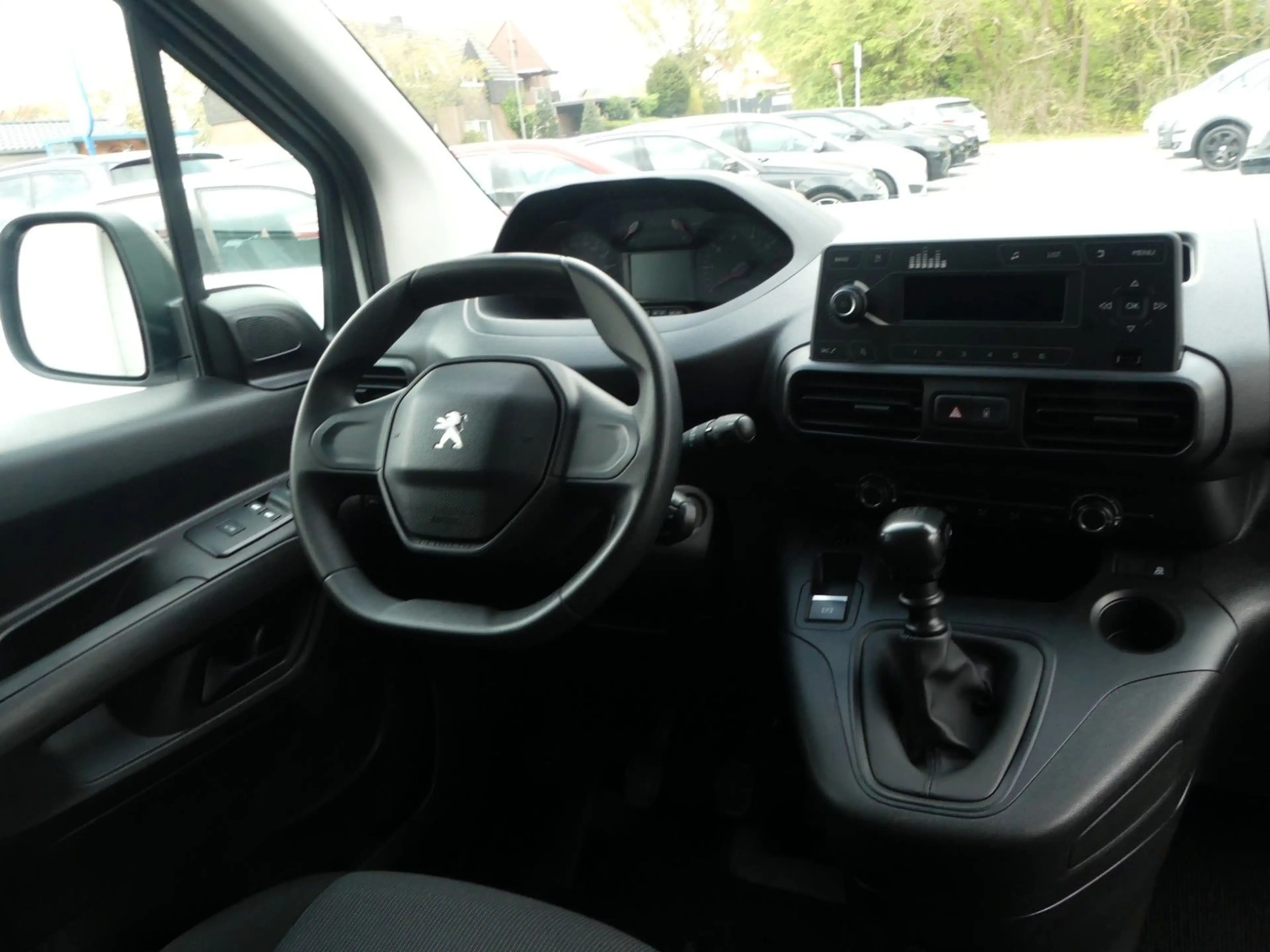 Peugeot Partner Premium L1 Kasten 1. Hand | Klima | PDC — photo 9