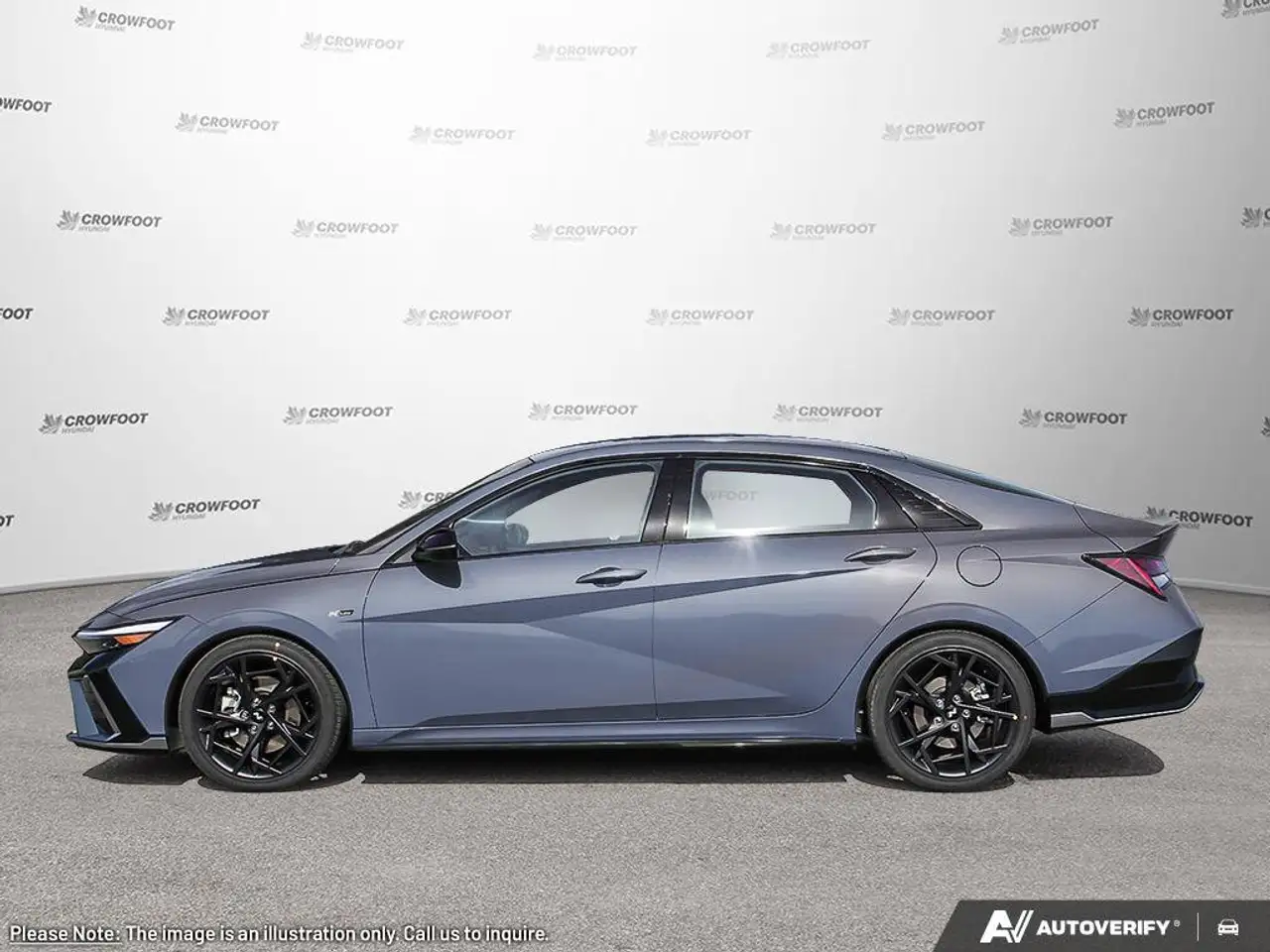 Hyundai ELANTRA photo Hyundai ELANTRA