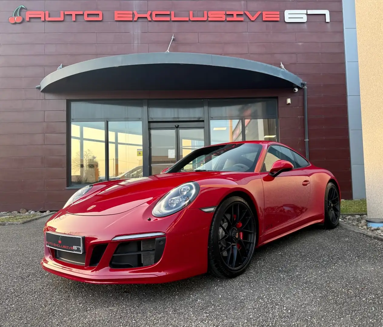 Porsche 911 911 type 991.2 Carrera GTS 450 COUPE PDK Rouge - 2