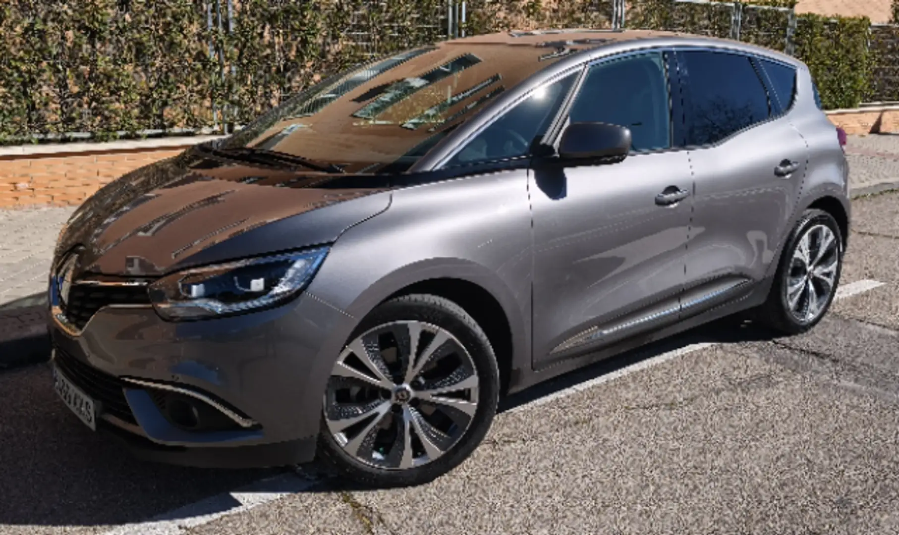 Renault Scenic 1.3 TCe GPF Limited 103kW Šedá - 2