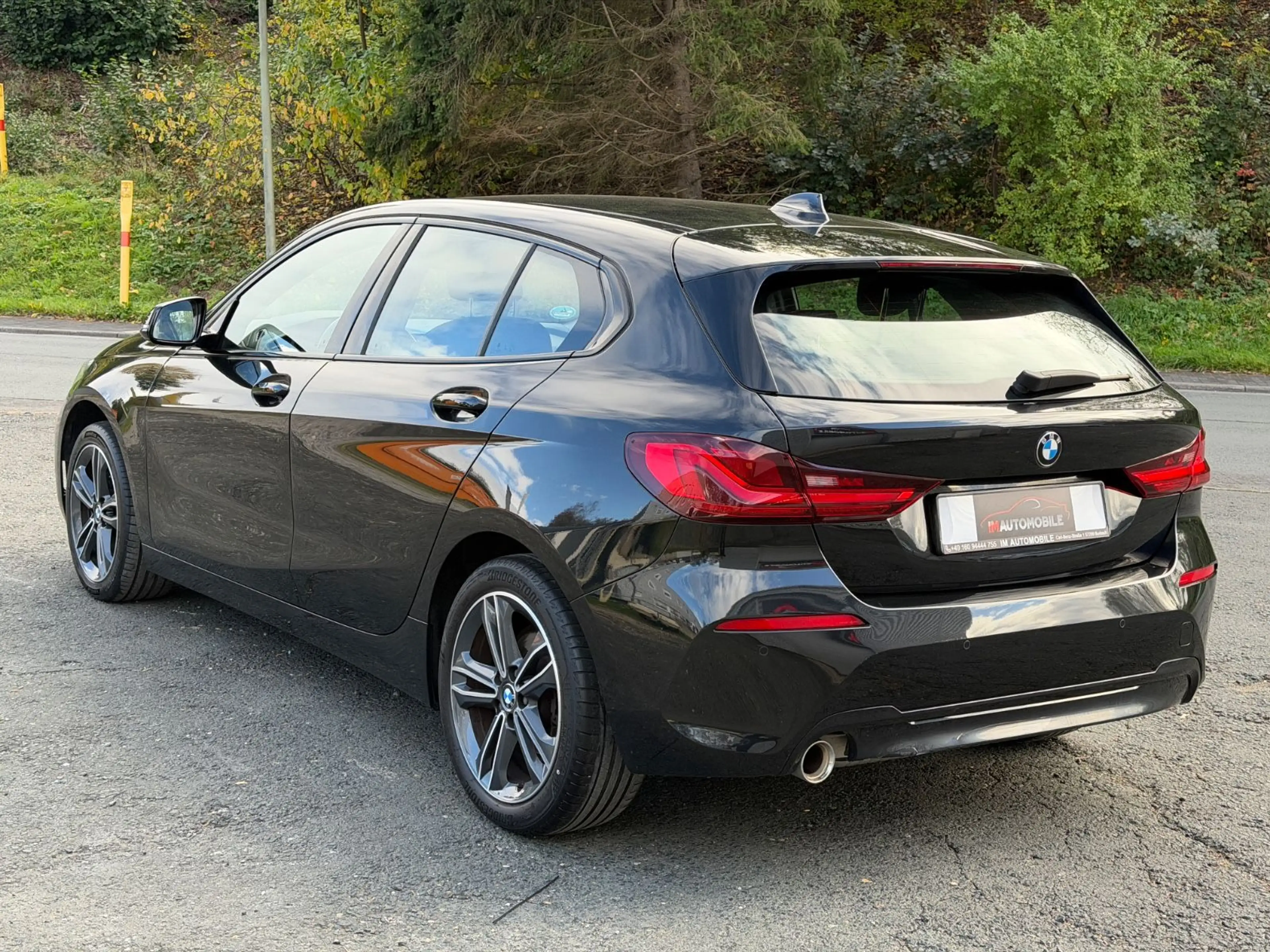 BMW 118 Limousine 118 i Sport Line*Scheckheftgepflegt* — photo 6