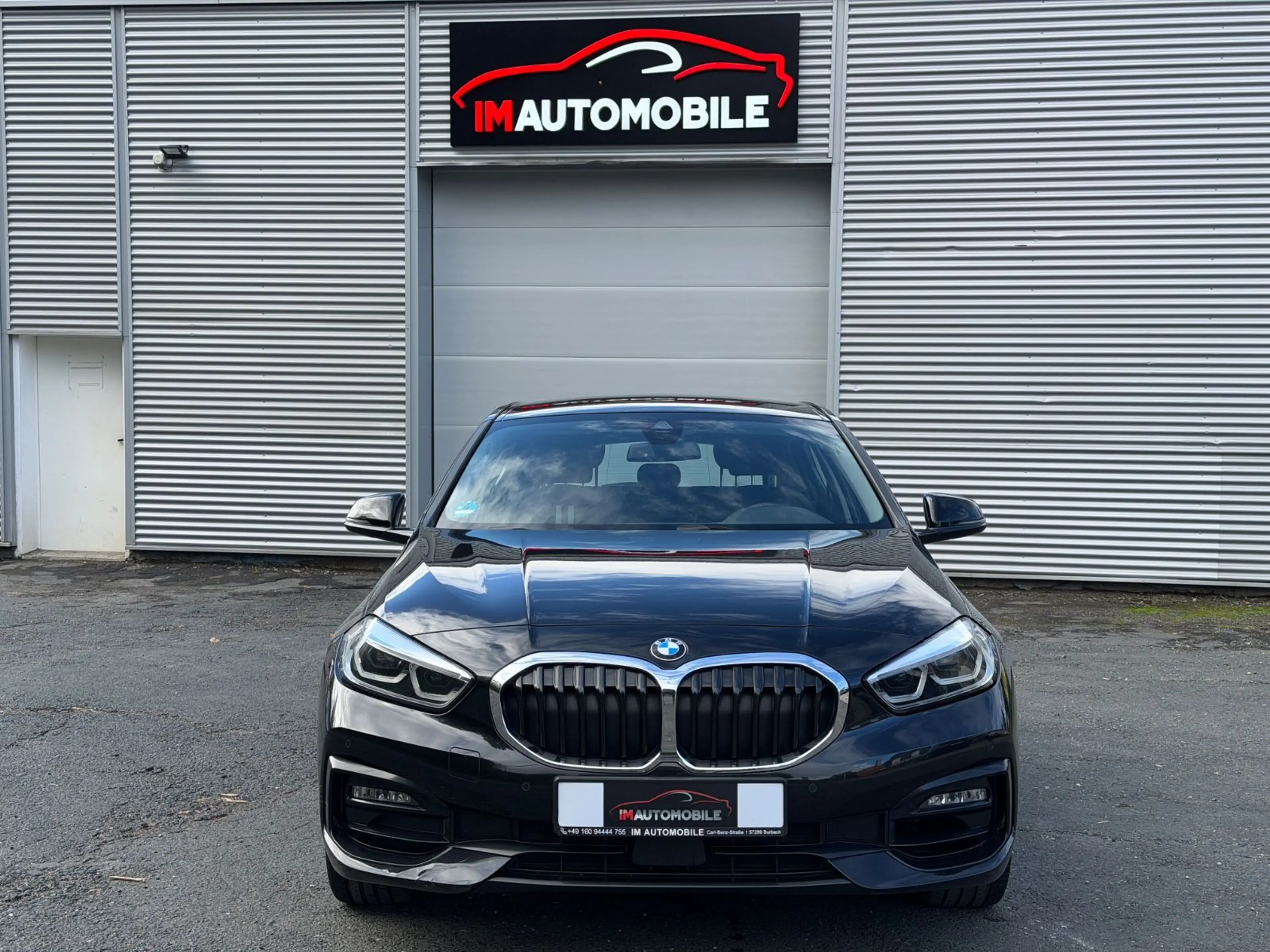 BMW 118 Limousine 118 i Sport Line*Scheckheftgepflegt* — photo 2