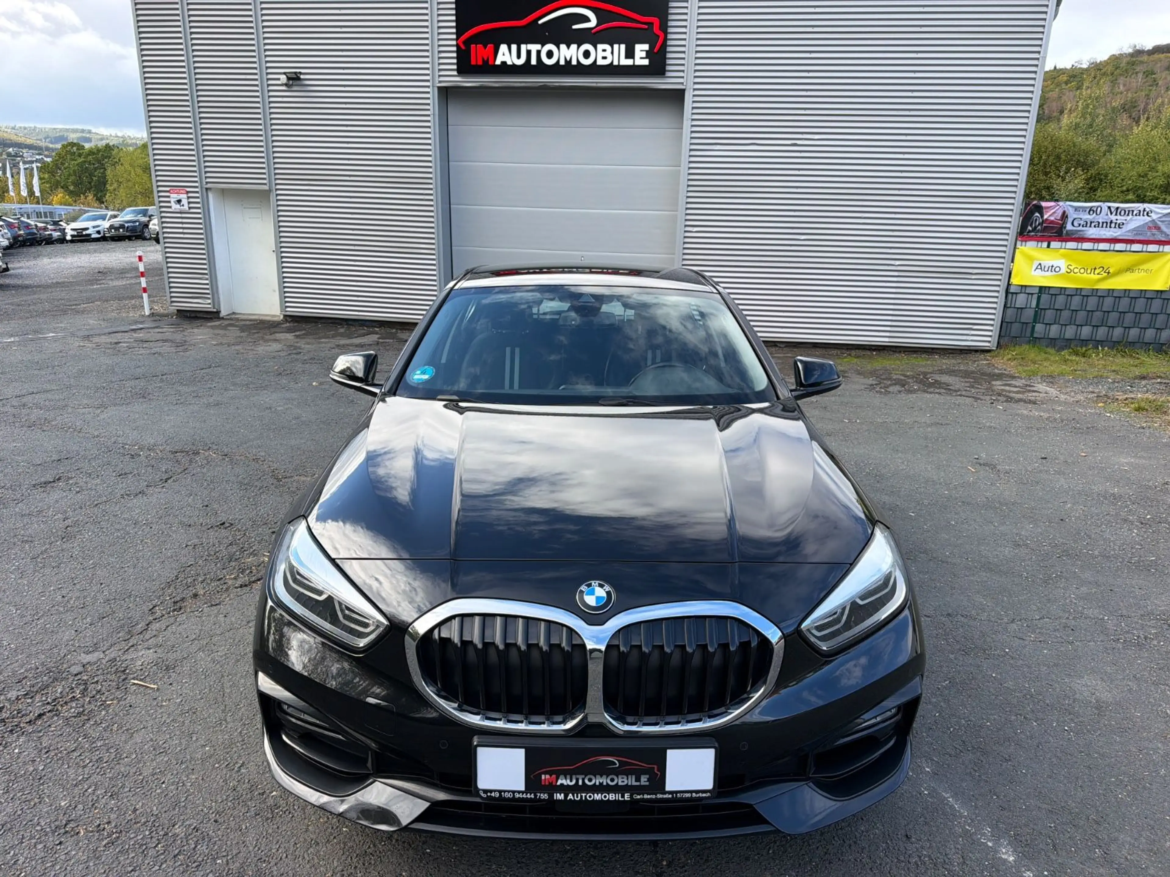 BMW 118 Limousine 118 i Sport Line*Scheckheftgepflegt* — photo 12