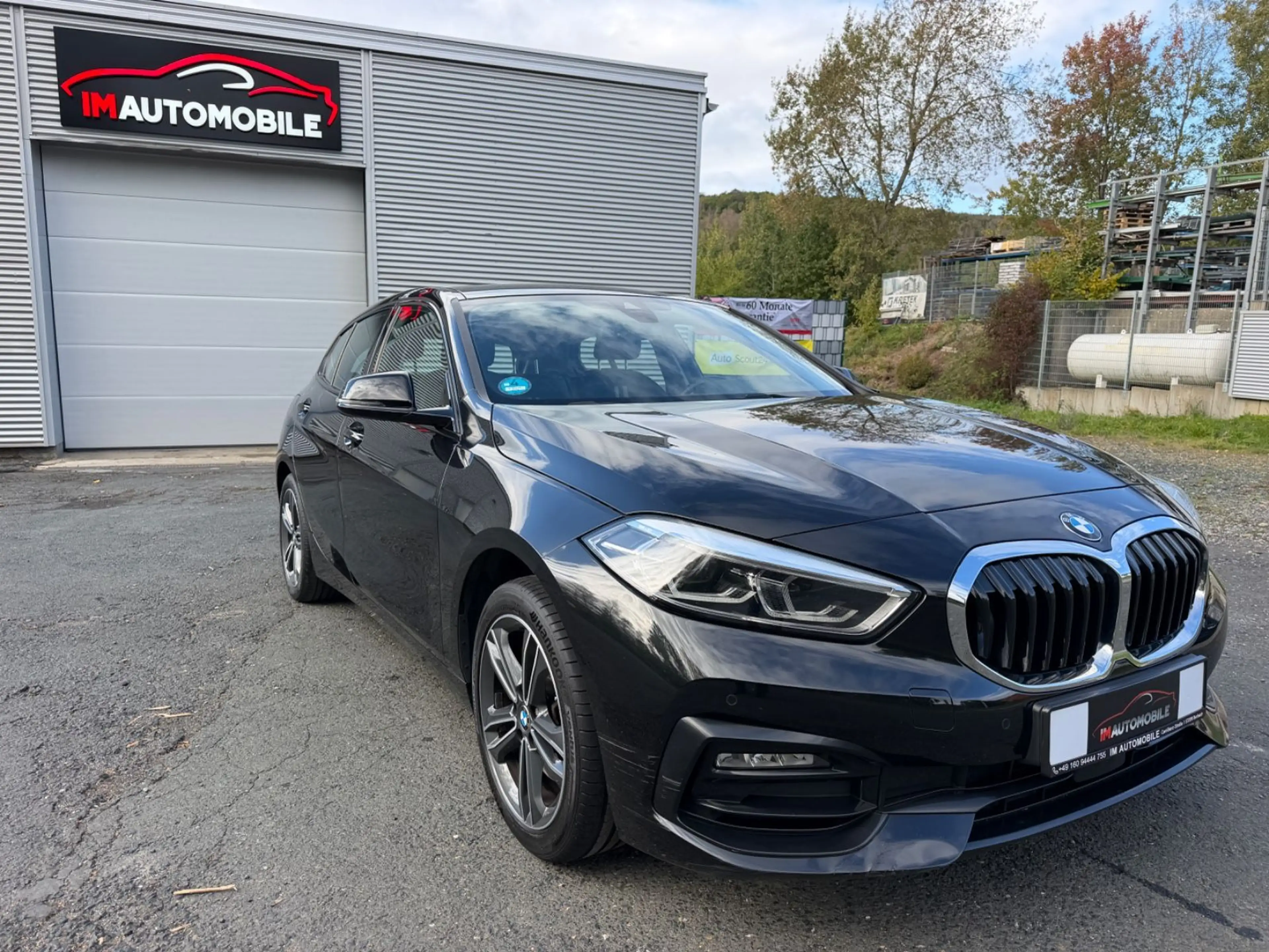 BMW 118 Limousine 118 i Sport Line*Scheckheftgepflegt* — photo 10