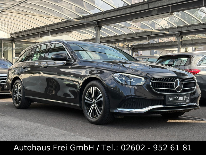 Mercedes-Benz E 200 d T-Mod. AVANTGARDE* 2J GARANTIE*WIDESCREE — photo 2