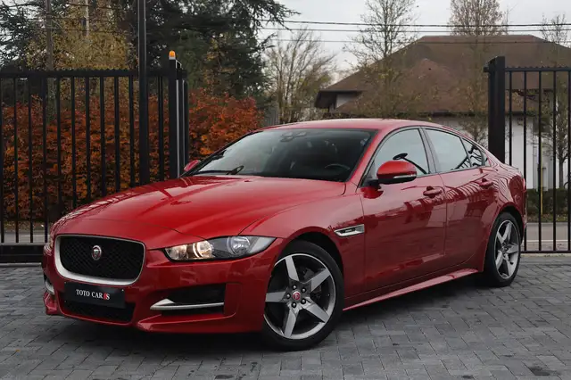 Jaguar XE 20t R-Sport | 1Jaar GARANTIE | CAMERA | CRUISE |