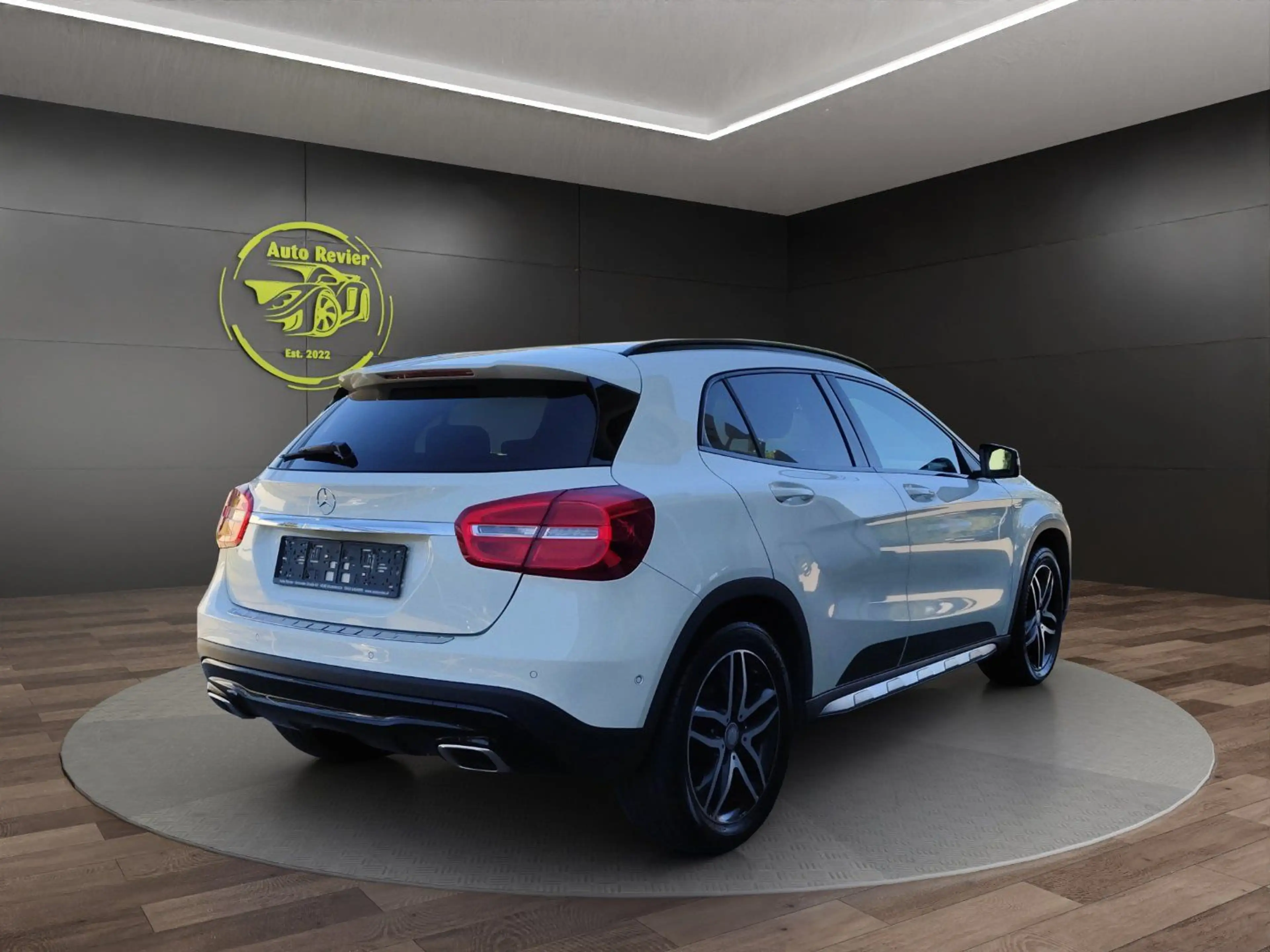 Mercedes-Benz GLA 200 GLA-Klasse GLA 200 CDI d Urban 4Matic Activity Edi — photo 5