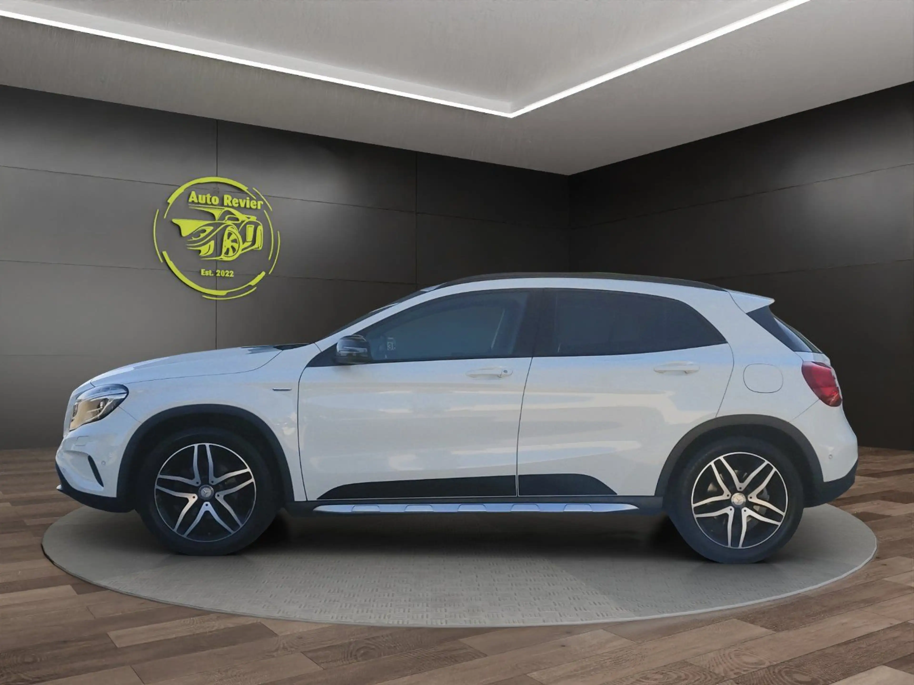 Mercedes-Benz GLA 200 GLA-Klasse GLA 200 CDI d Urban 4Matic Activity Edi — photo 2