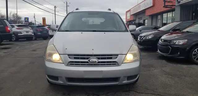 Kia Sedona 2008 — photo 2