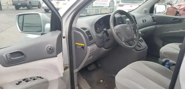 Kia Sedona 2008 — photo 6