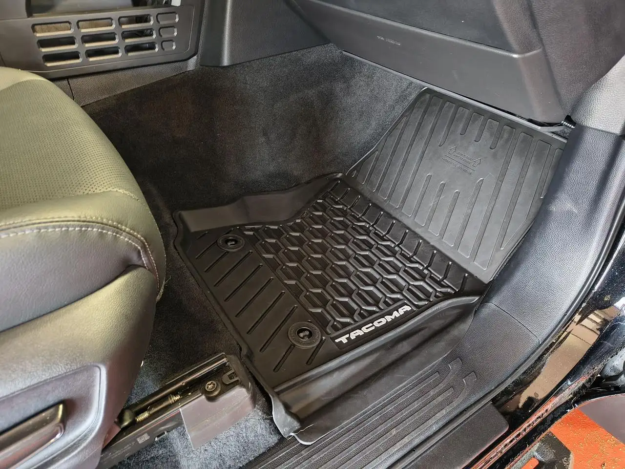 Toyota Tacoma снимка Toyota Tacoma