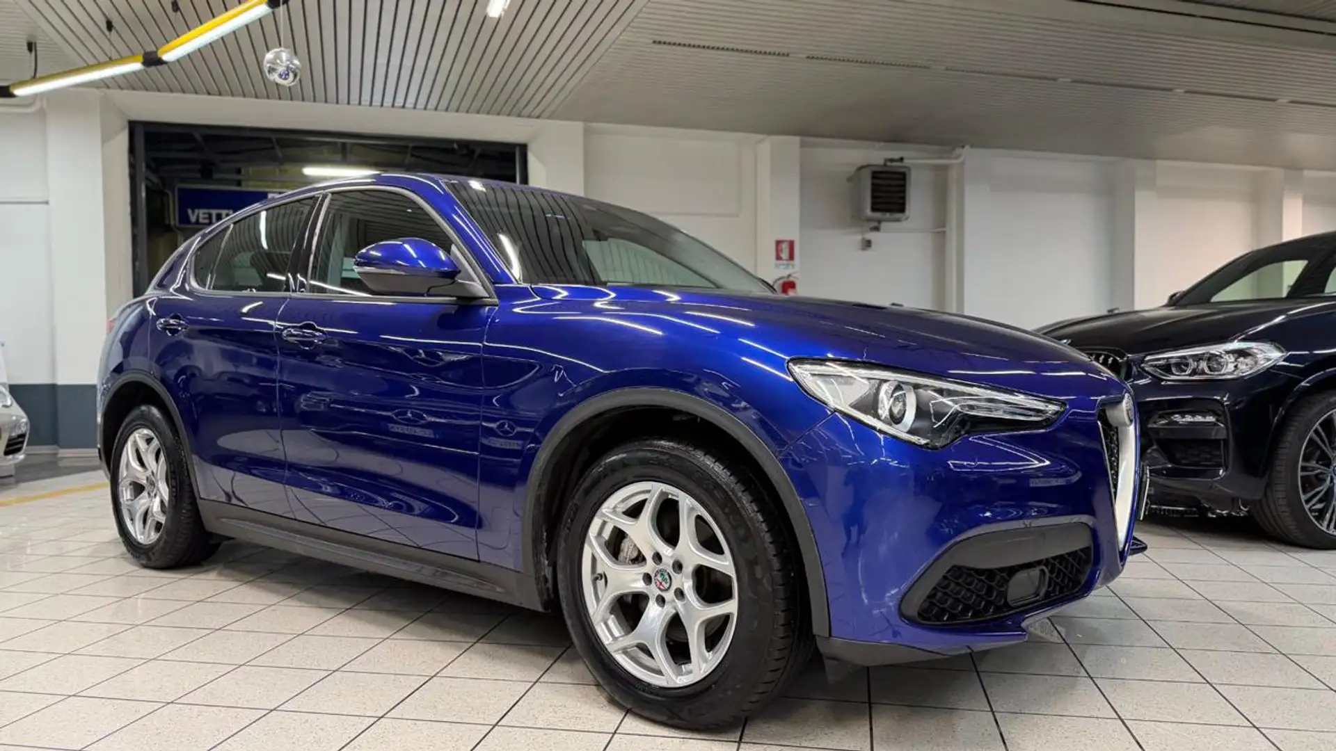 Alfa Romeo Stelvio 2.2 Turbodiesel 190 CV AT8 Q4 Executive FERMO AMM Bleu - 1