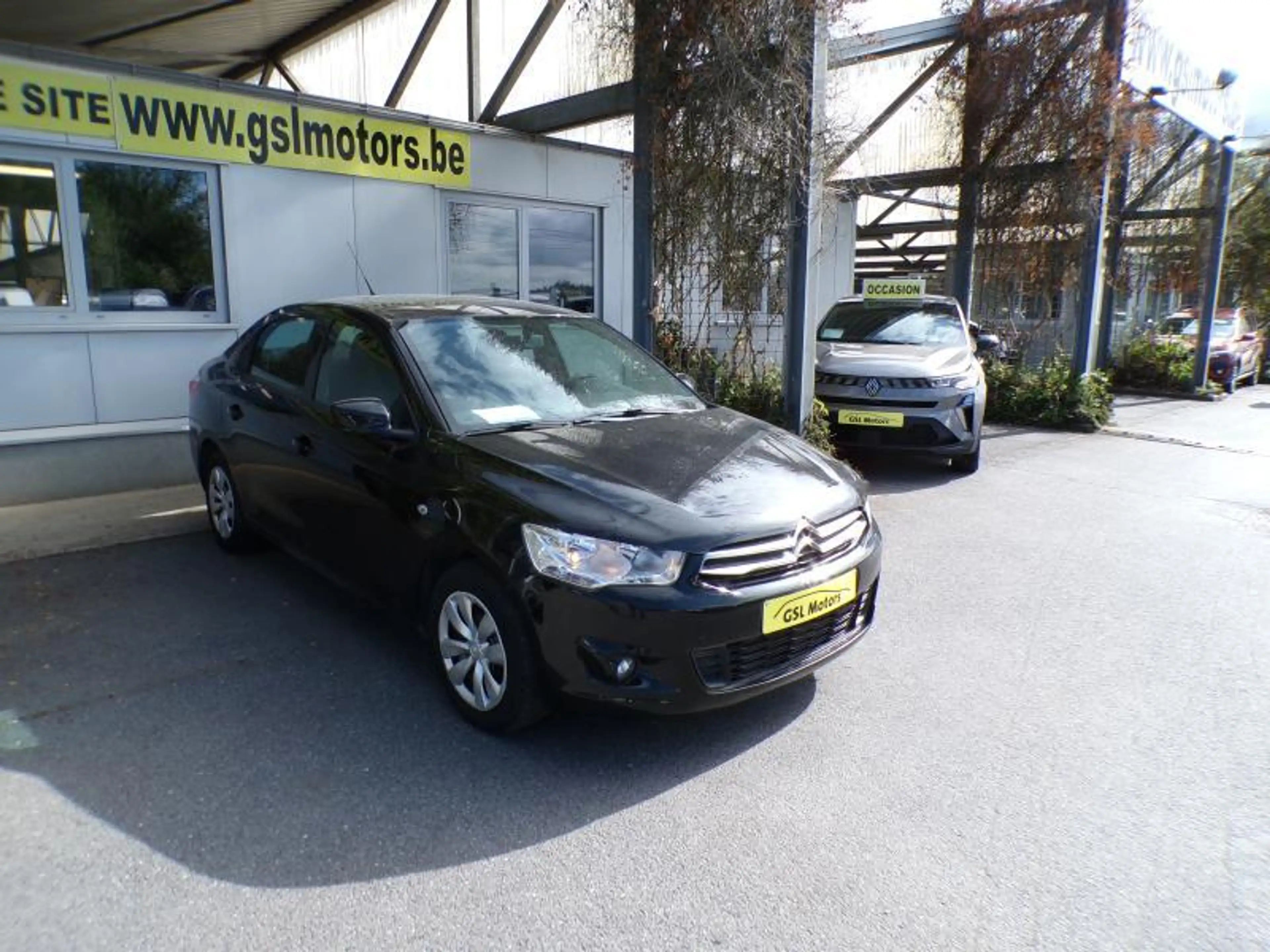 Citroen C-Elysée 1.6 99cv noir 07/17 Airco Bluetooth Capteurs — photo 3