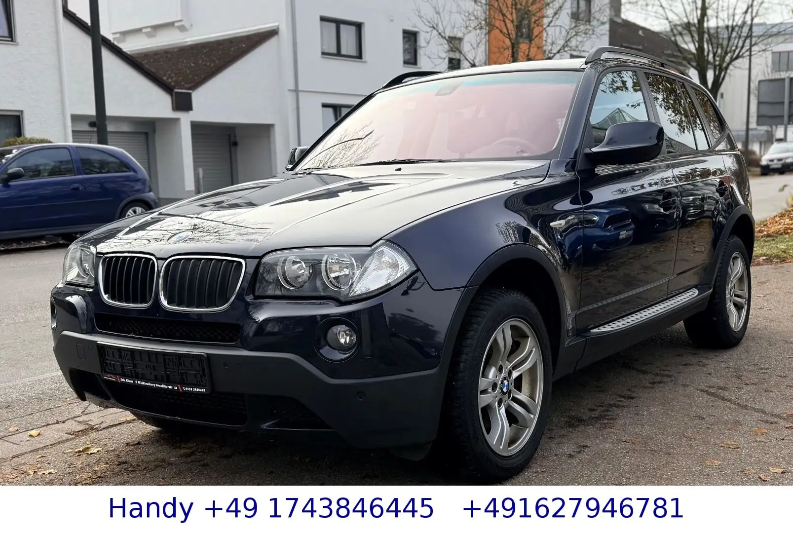 BMW X3 xDrive 20dA//PANO/INDIVIDUAL/NAVI Prof./LEDER Blau - 2