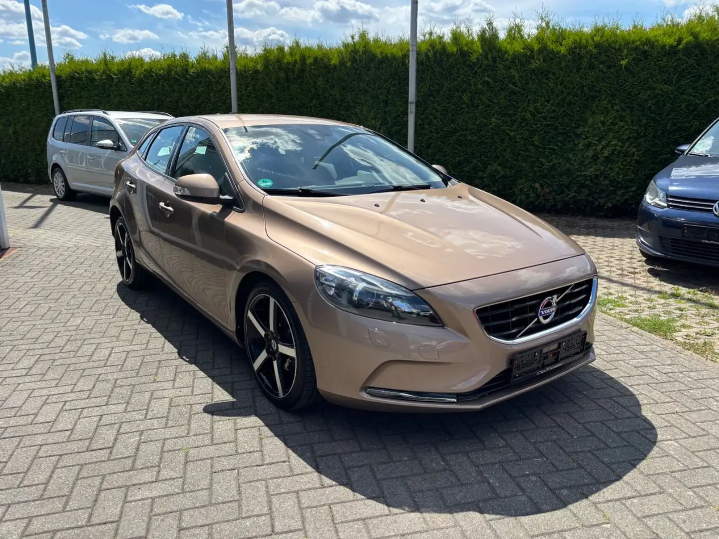Volvo V40 You! Braun - 2