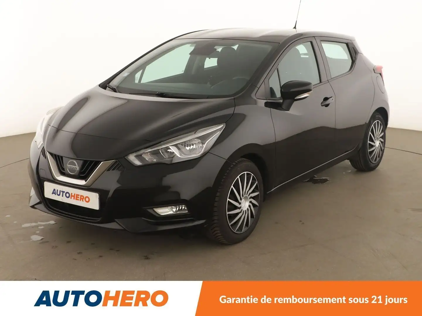 Nissan Micra 1.0 IG Acenta Noir - 1