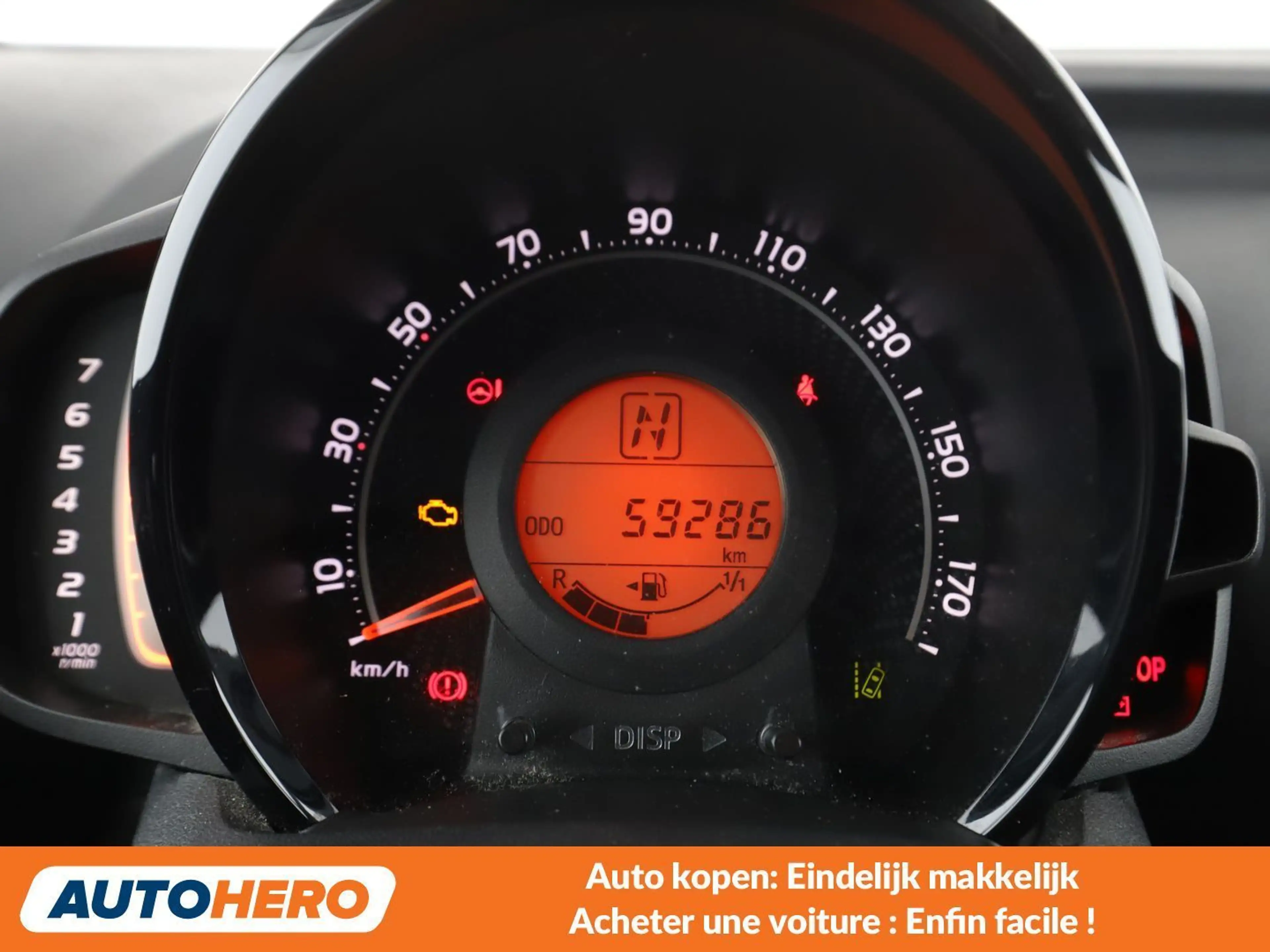 Toyota Aygo 1.0 VVT-i X-Play — photo 6