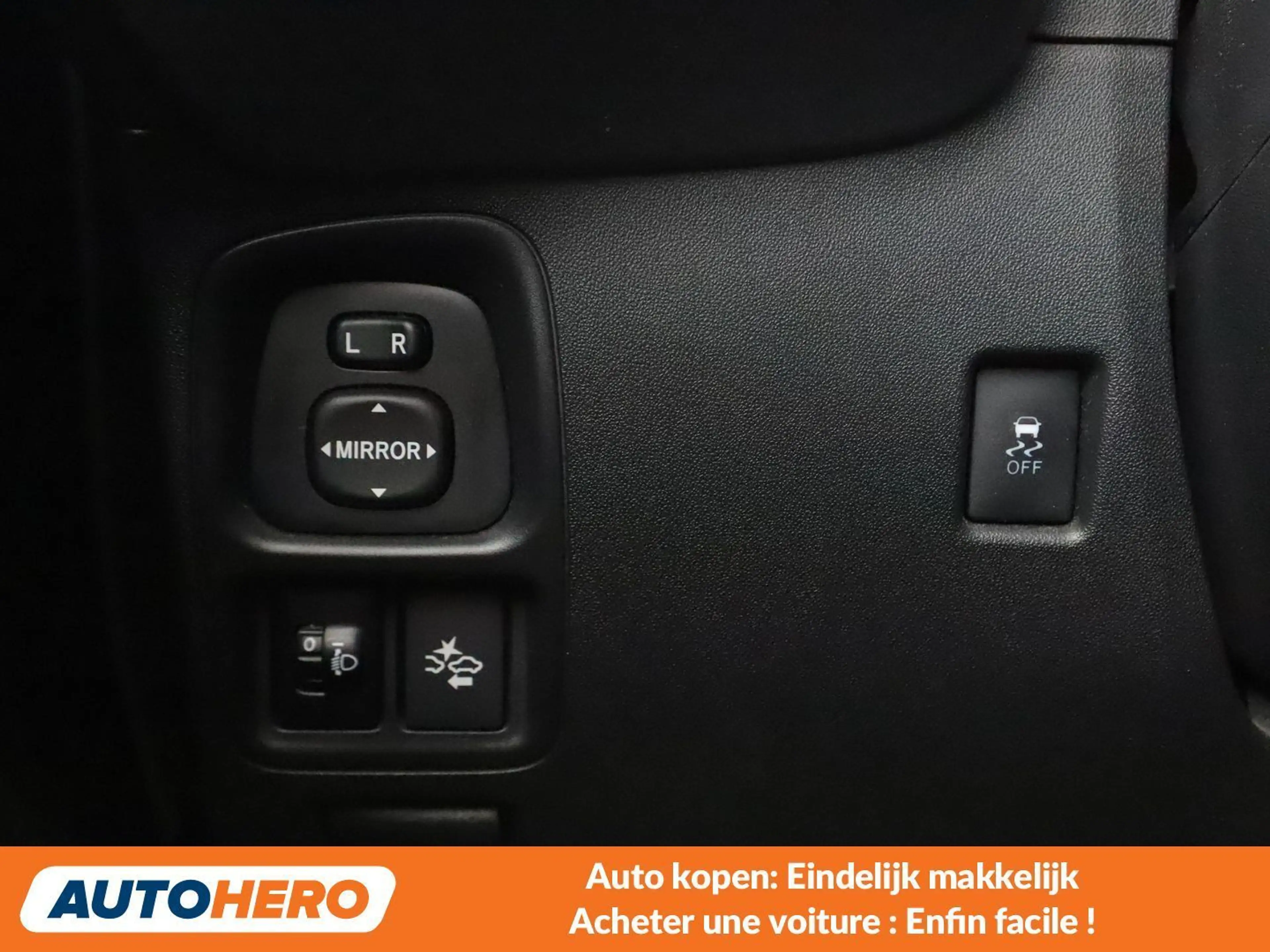 Toyota Aygo 1.0 VVT-i X-Play — photo 14