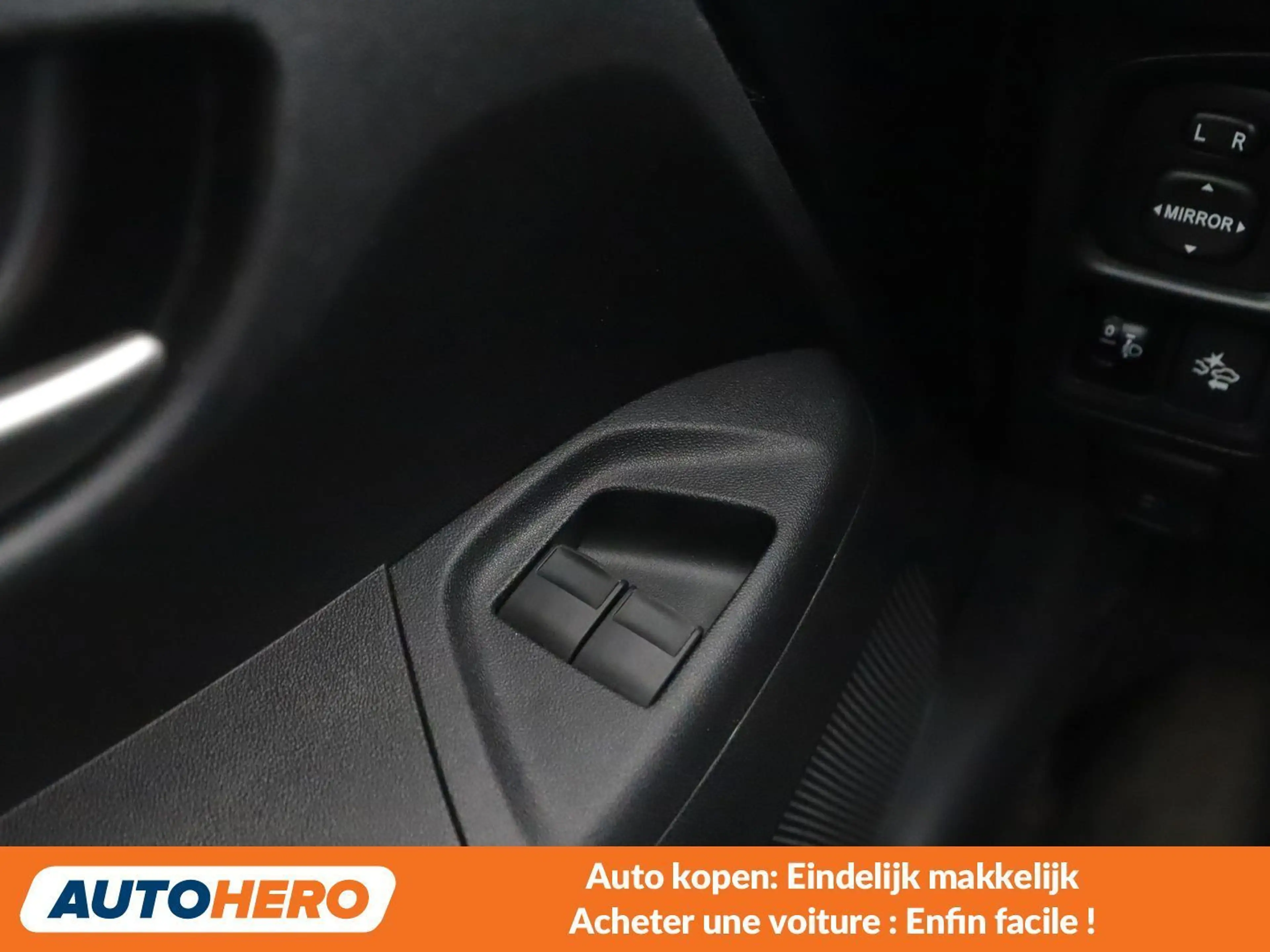 Toyota Aygo 1.0 VVT-i X-Play — photo 15