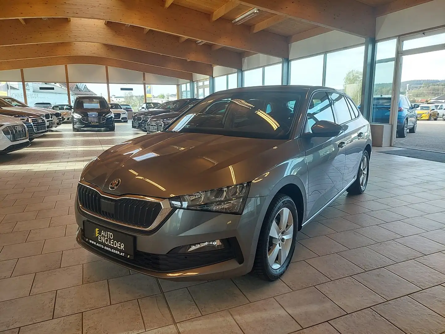 Skoda Scala 1,0 TSI Ambition Grijs - 2