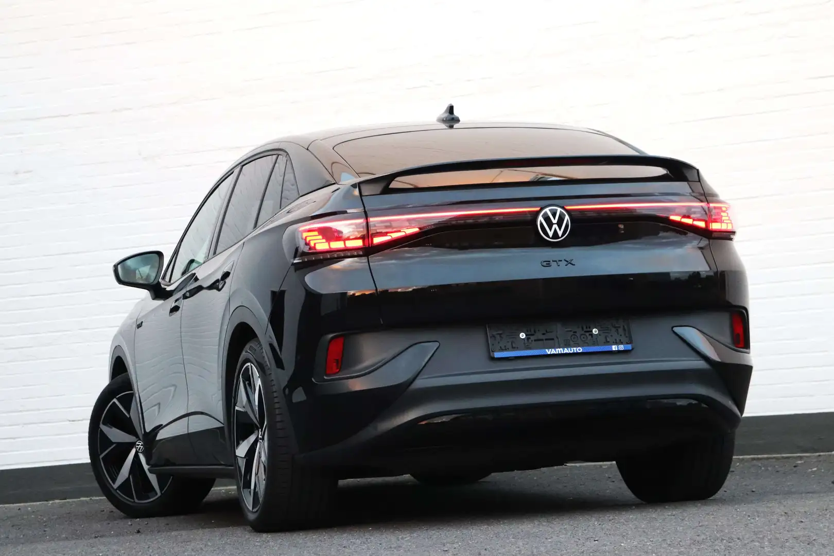 Volkswagen ID.5 4Motion GTX -Pano/ErgoActive/BlindSpot/360/Keyless Noir - 2