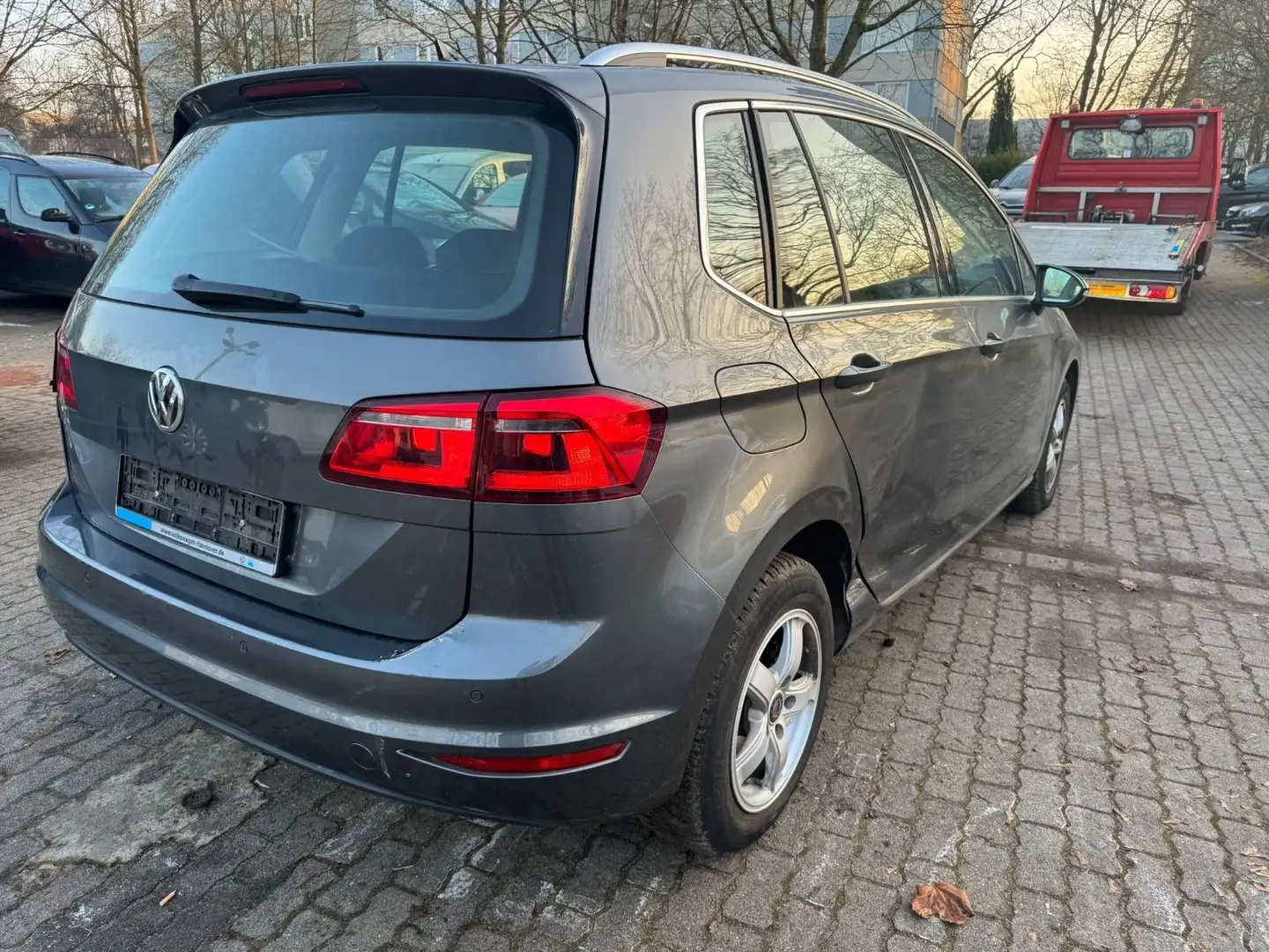 Volkswagen Golf Sportsvan 1.4 TSI 92kW DSG Highline BMT Grau - 2