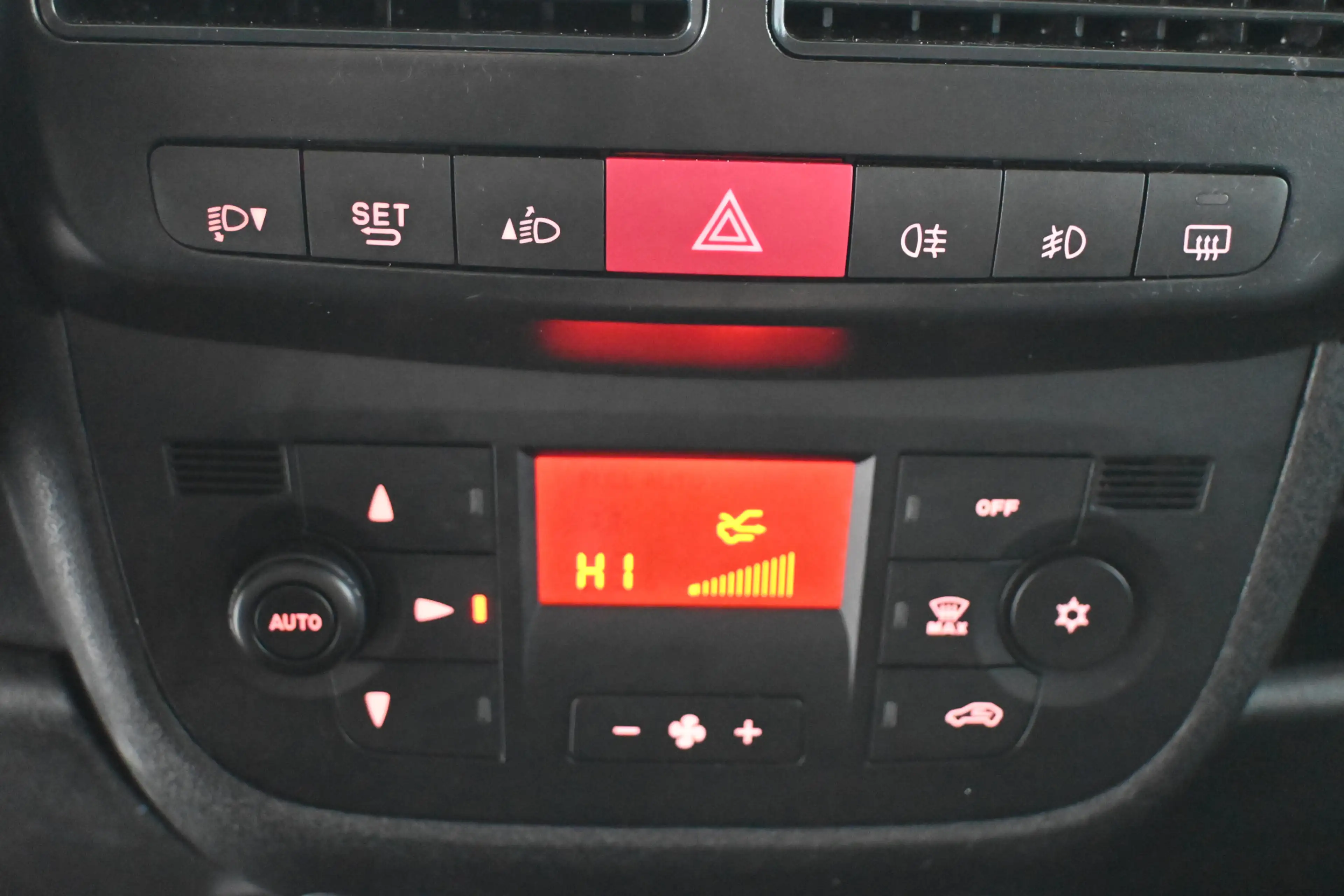 Opel Combo 1.6 CDTi L2H1 Sport Trekhaak Clima Cruise Lichtmet — photo 8