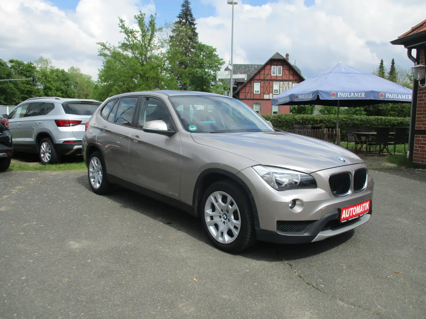 BMW X1 sDrive 18i / Automatik / Klima / AHK Bronce - 2
