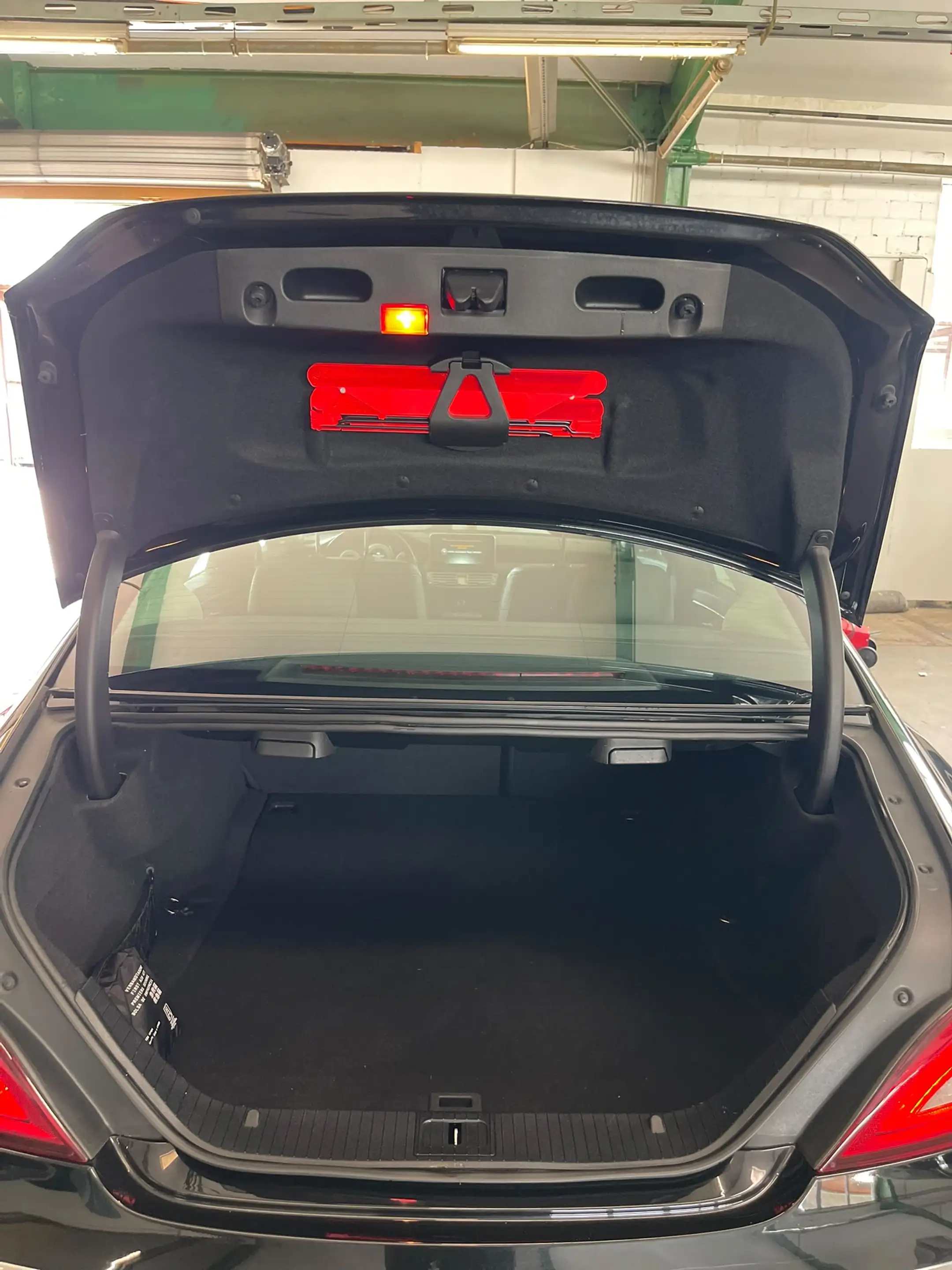 Mercedes-Benz CLS 400 CLS 400 7G-TRONIC*EGSD*360*H&K*DISTR*STNDHZ*KEYGO*TOP — photo 9