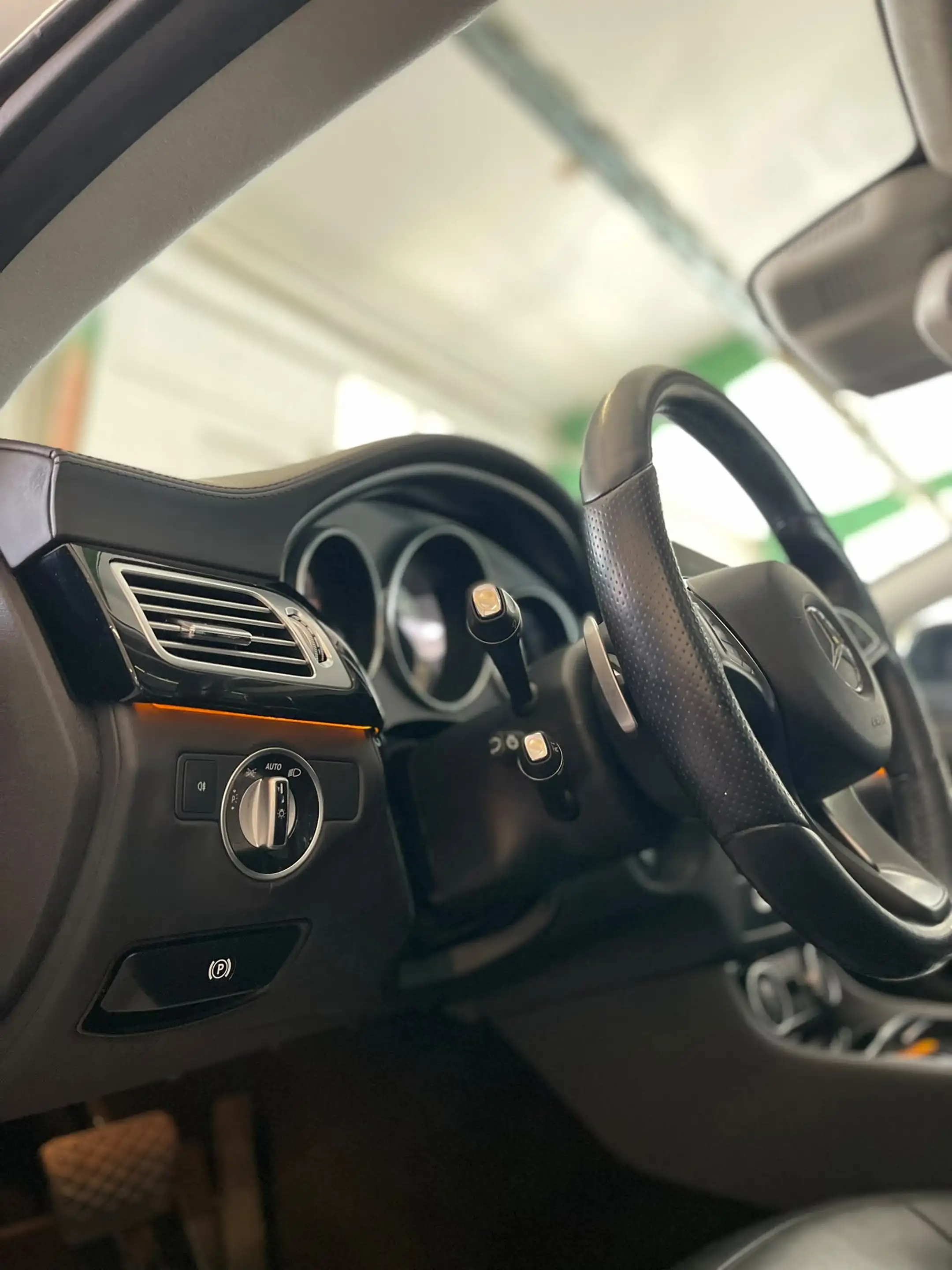 Mercedes-Benz CLS 400 CLS 400 7G-TRONIC*EGSD*360*H&K*DISTR*STNDHZ*KEYGO*TOP — photo 18