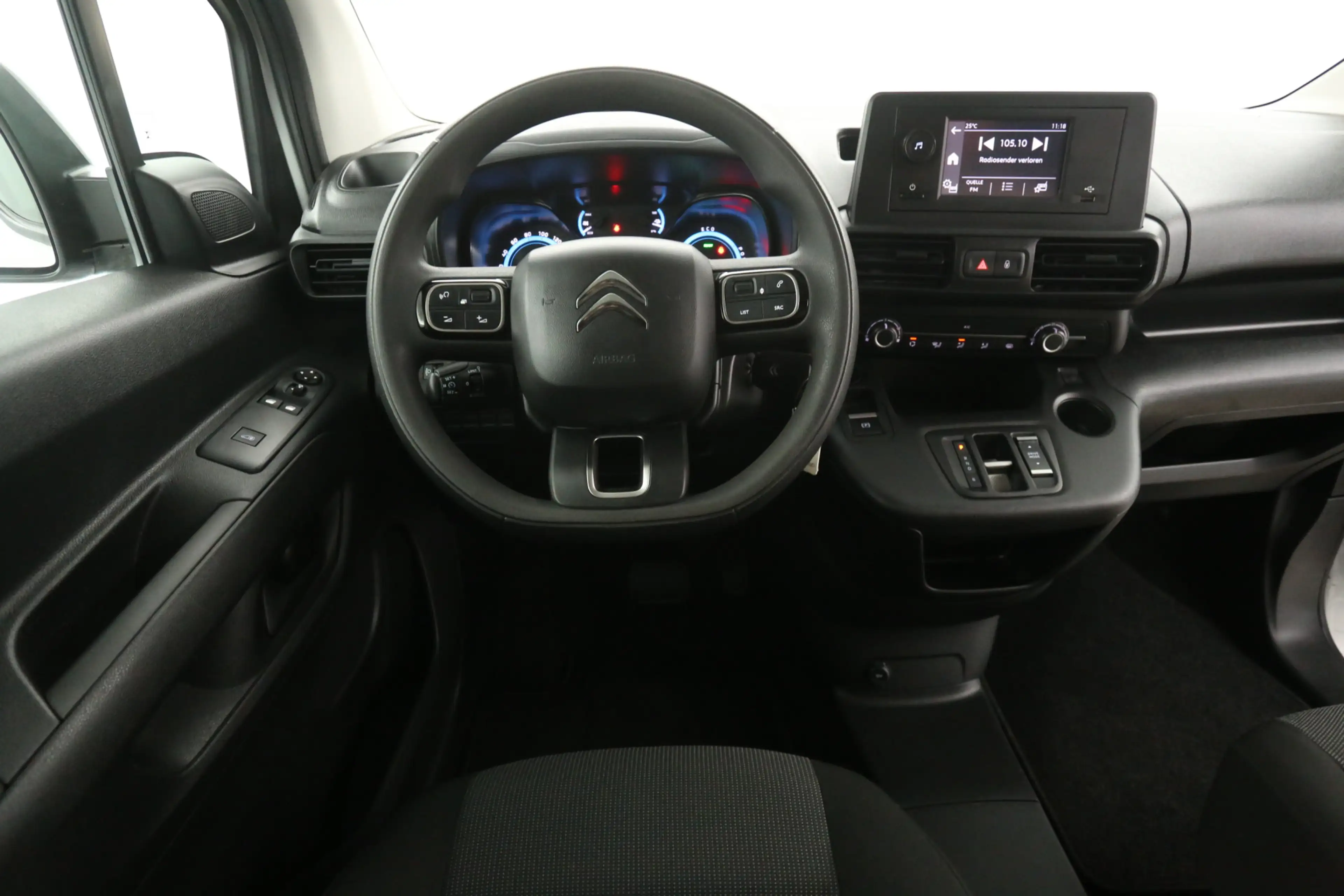 Peugeot Partner e-Partner Citroën e-Berlingo Control 50 kWh 136pk — photo 2
