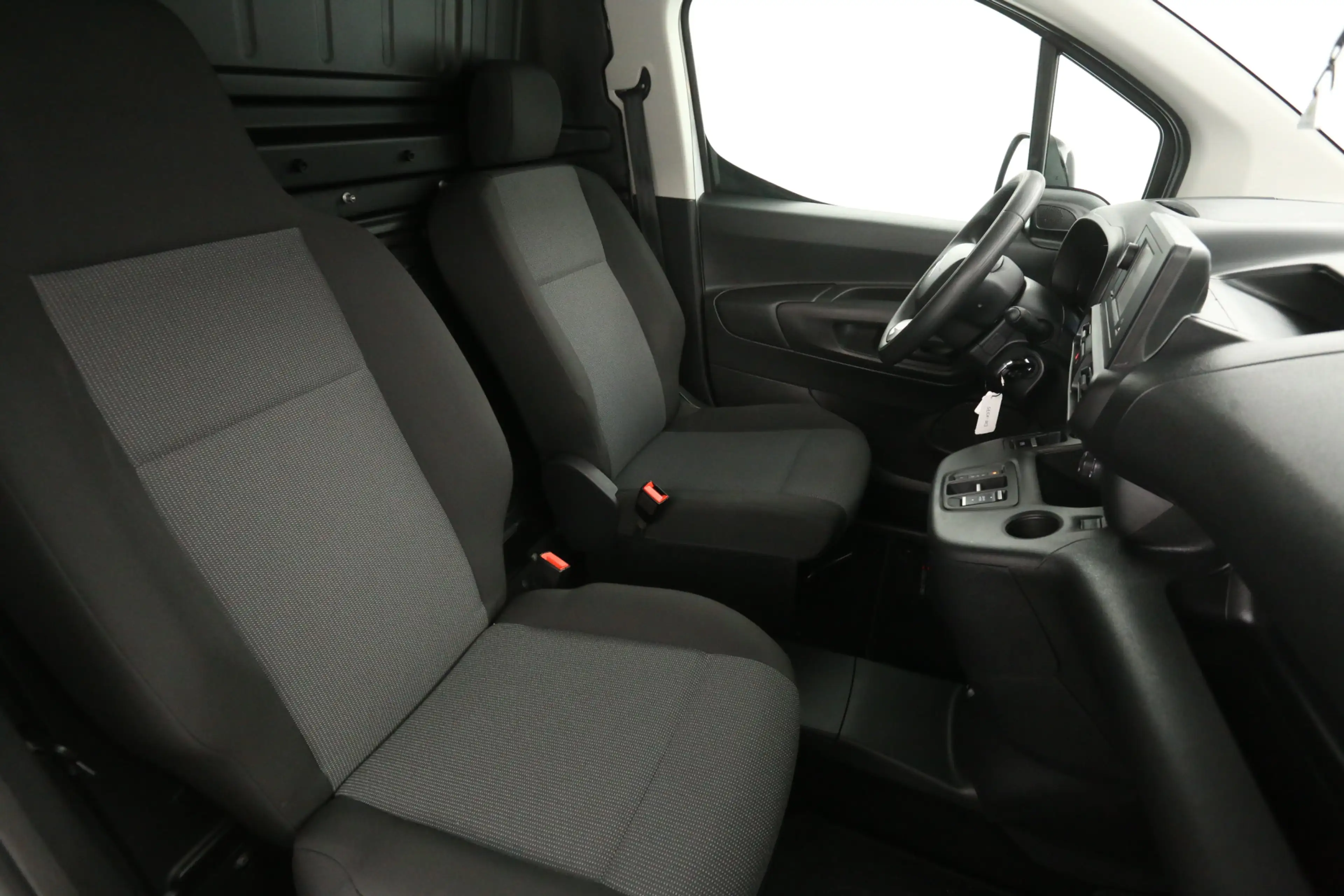 Peugeot Partner e-Partner Citroën e-Berlingo Control 50 kWh 136pk — photo 12