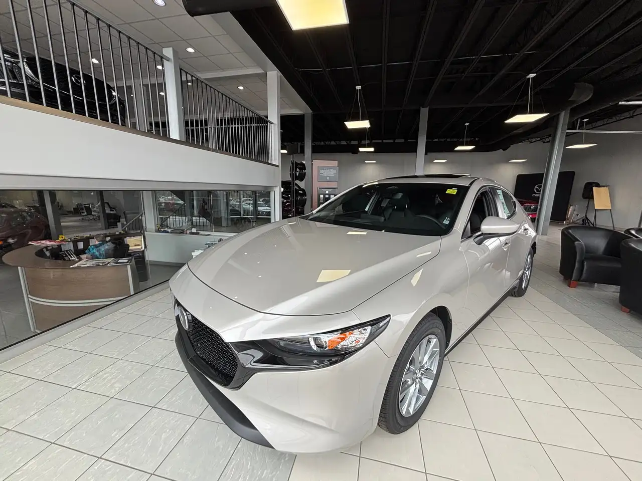 Mazda 3 снимка Mazda 3