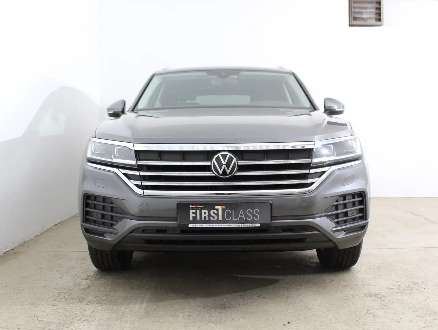 Volkswagen Touareg TDI 4MOTION Grau - 2