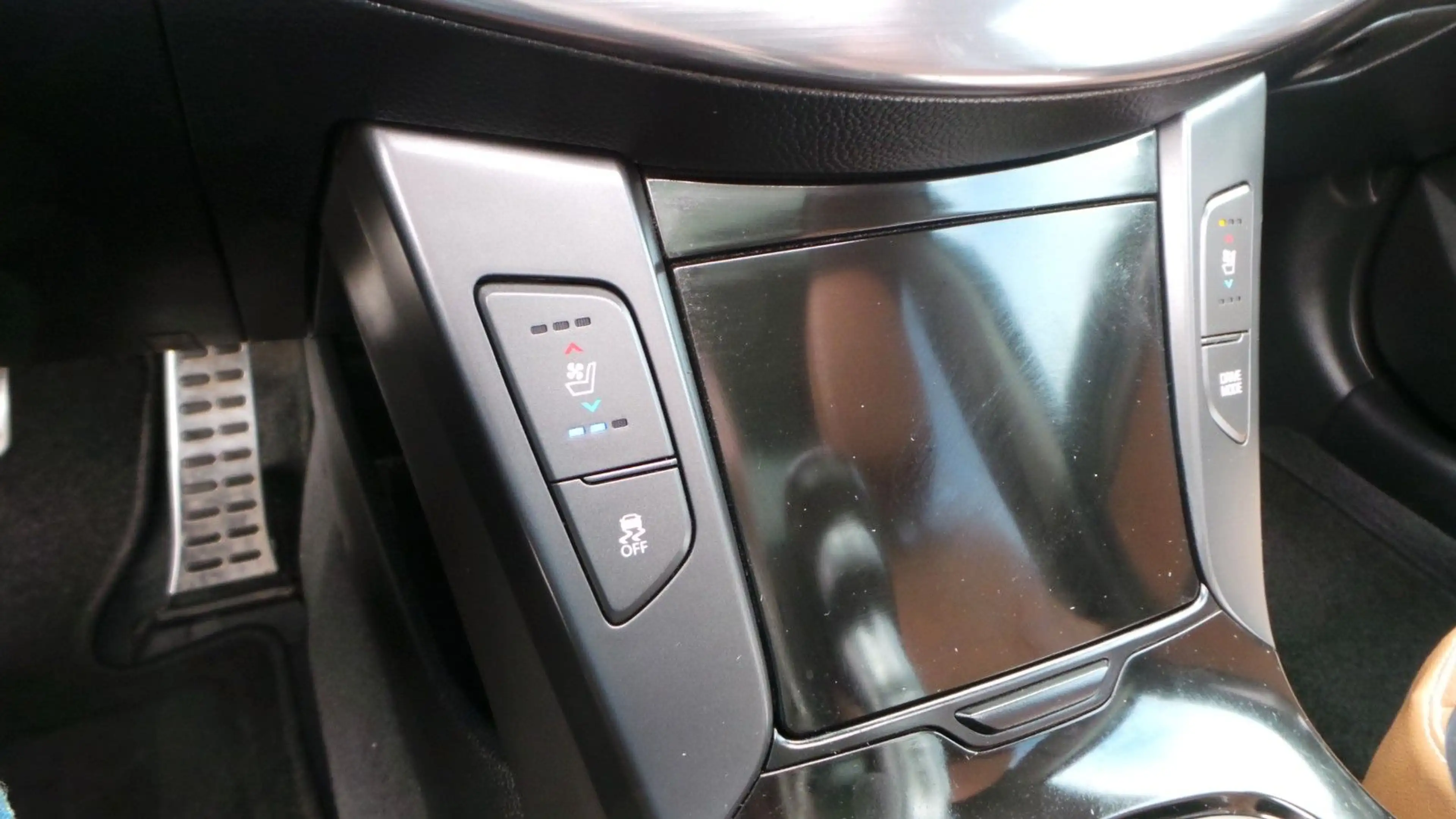 Hyundai i40 cw Premium LEDER NAVI KAMERA EL. HECKKLAPPE — photo 10