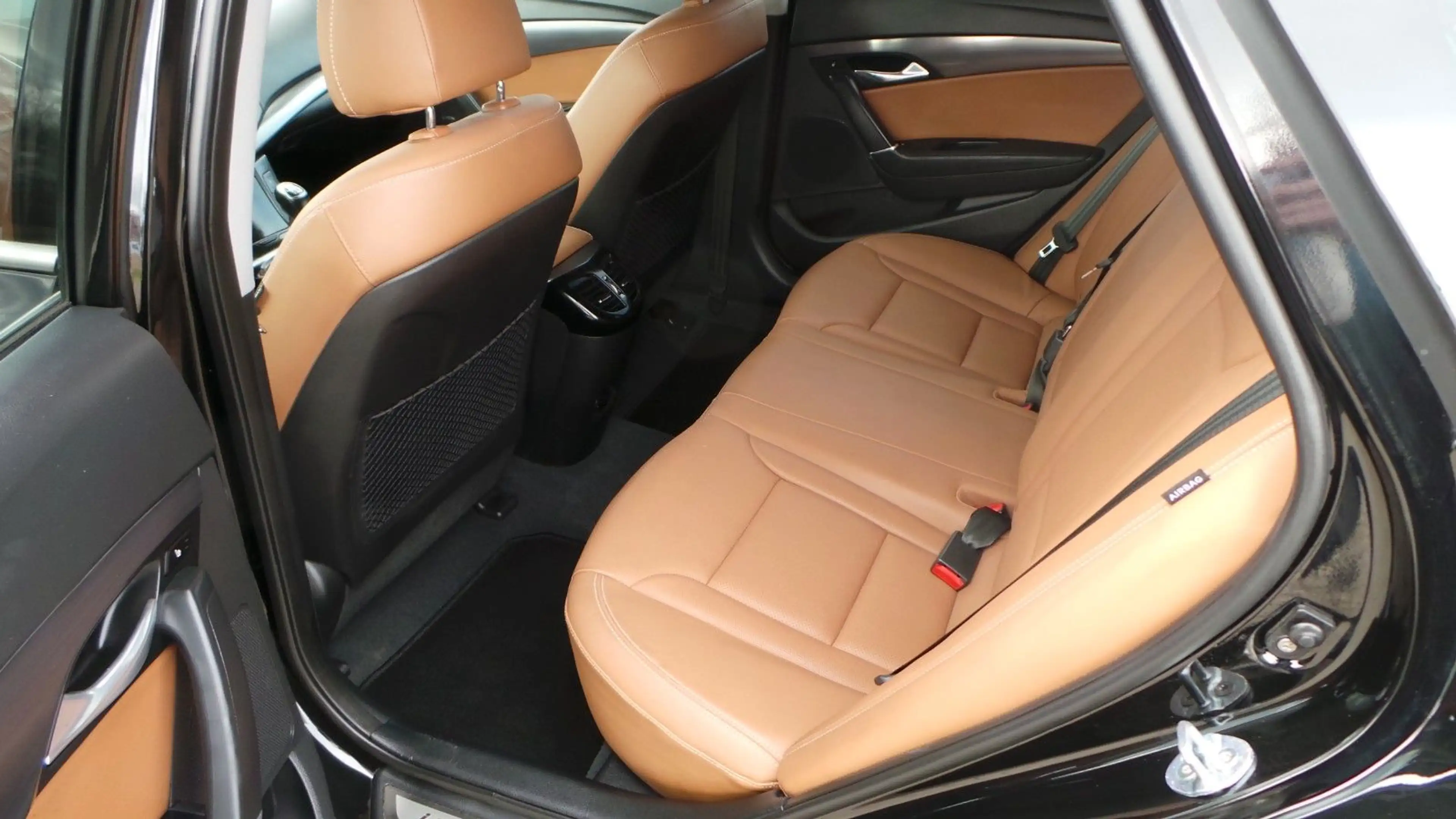 Hyundai i40 cw Premium LEDER NAVI KAMERA EL. HECKKLAPPE — photo 8