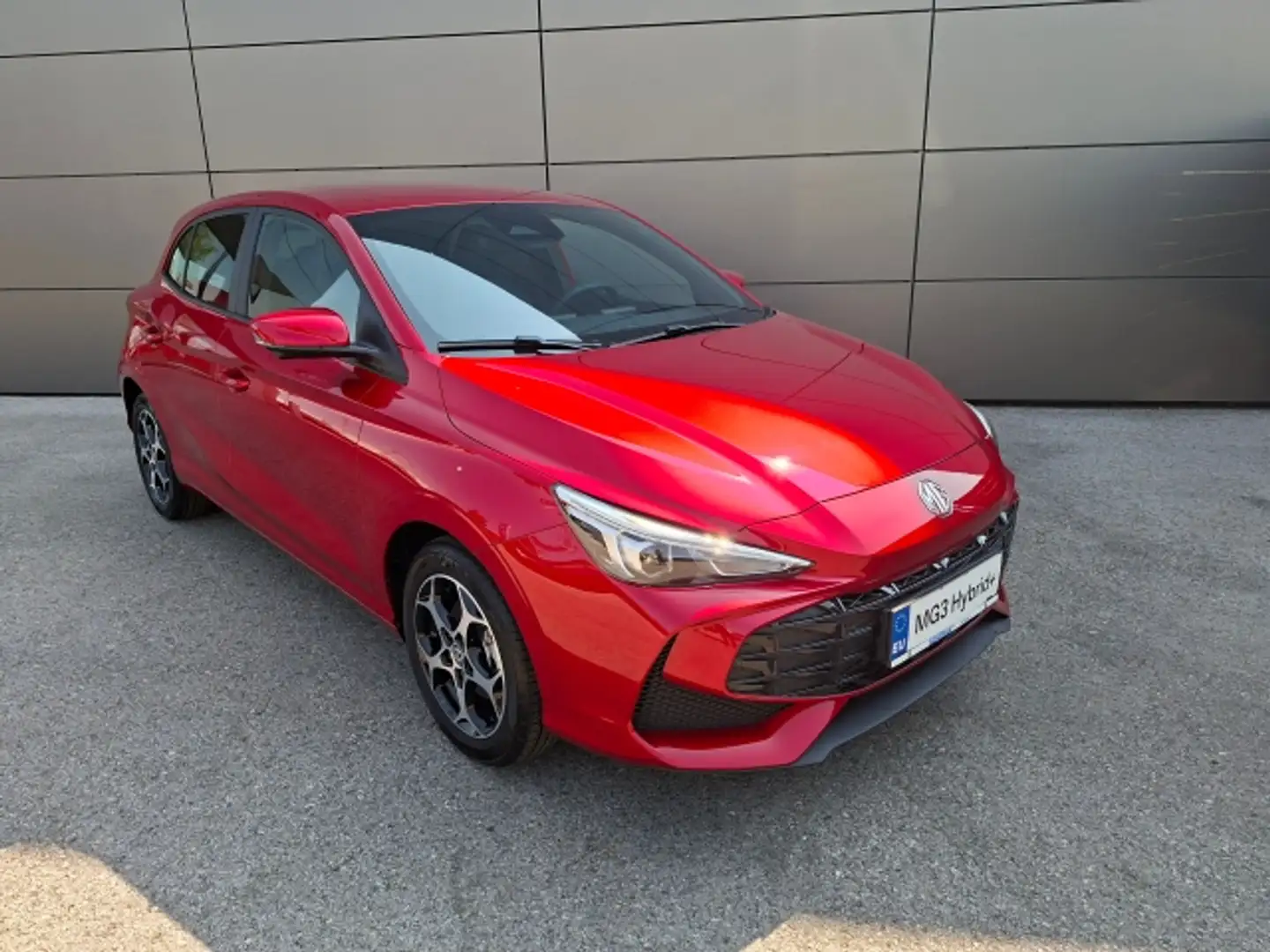 MG MG3 1,5 HEV Luxury Rot - 2