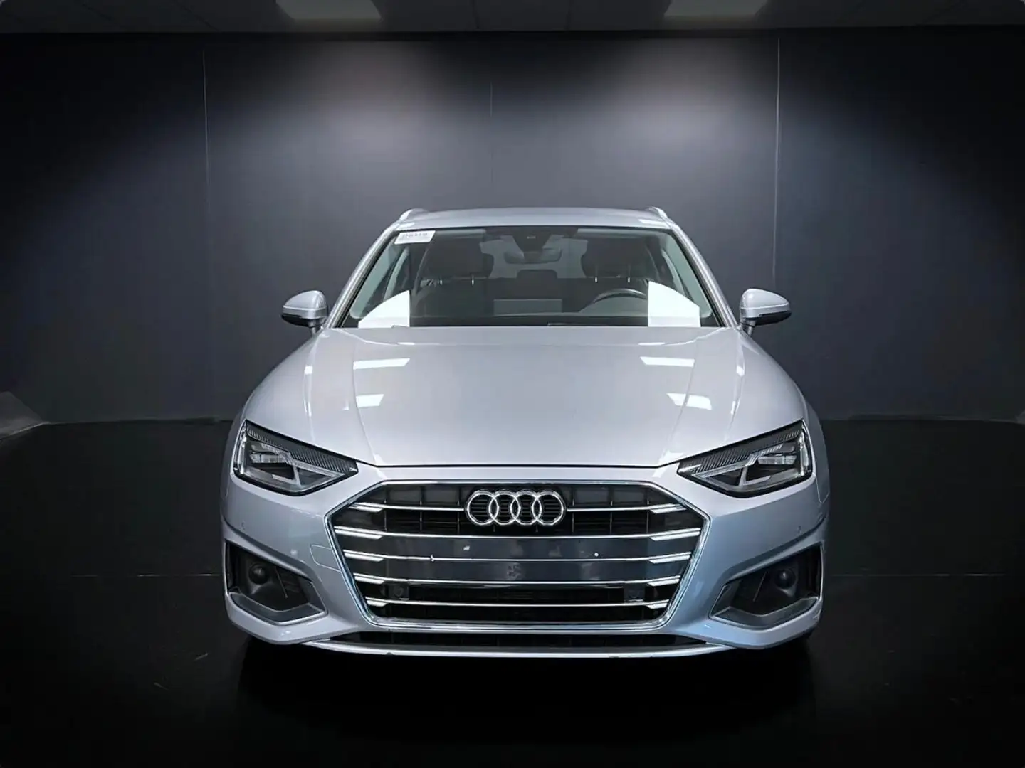 Audi A4 Avant 30 TDI/136 CV S tronic Business Advanced Argento - 2